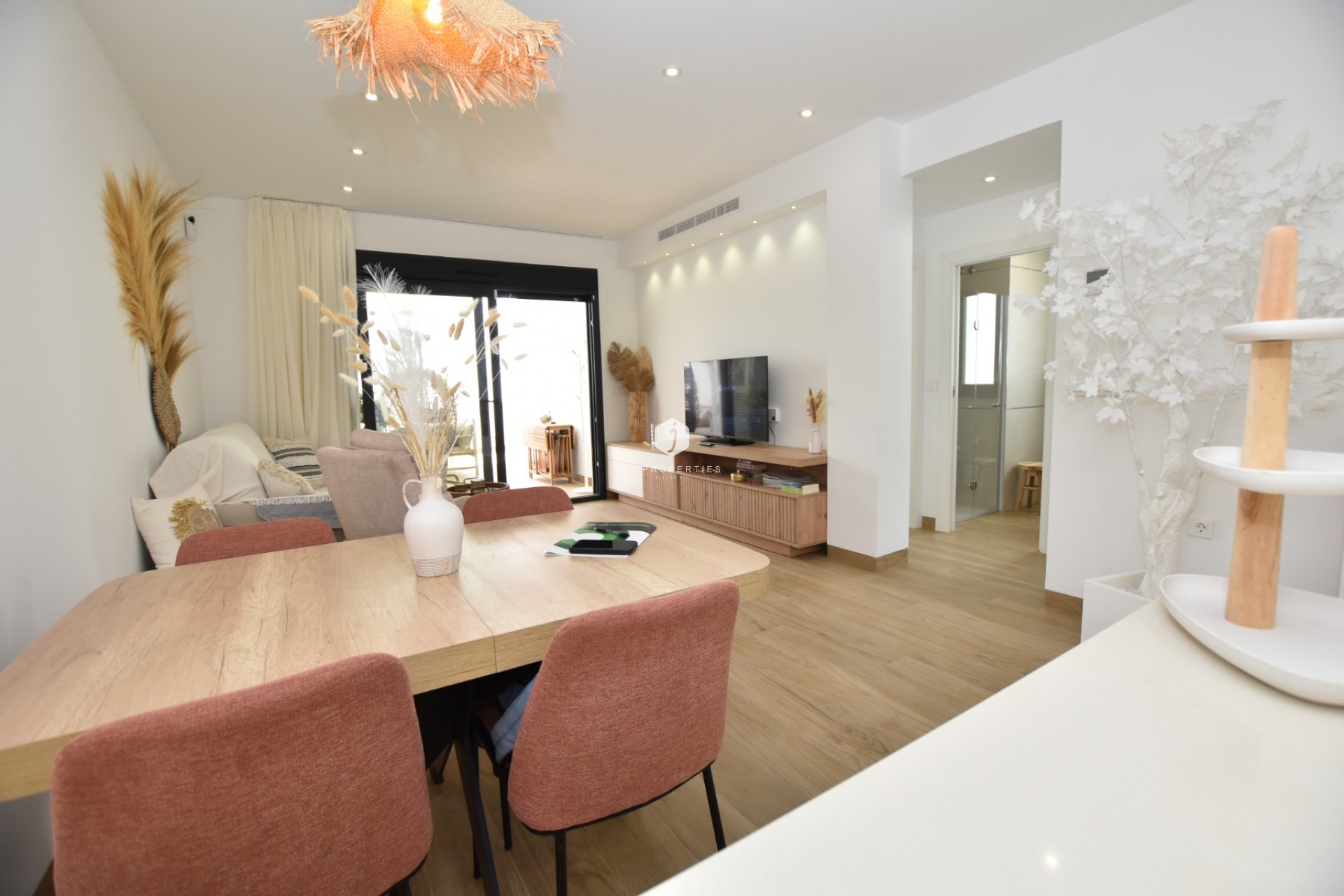 Resale - Apartment / flat -
Torrevieja - Costa Blanca