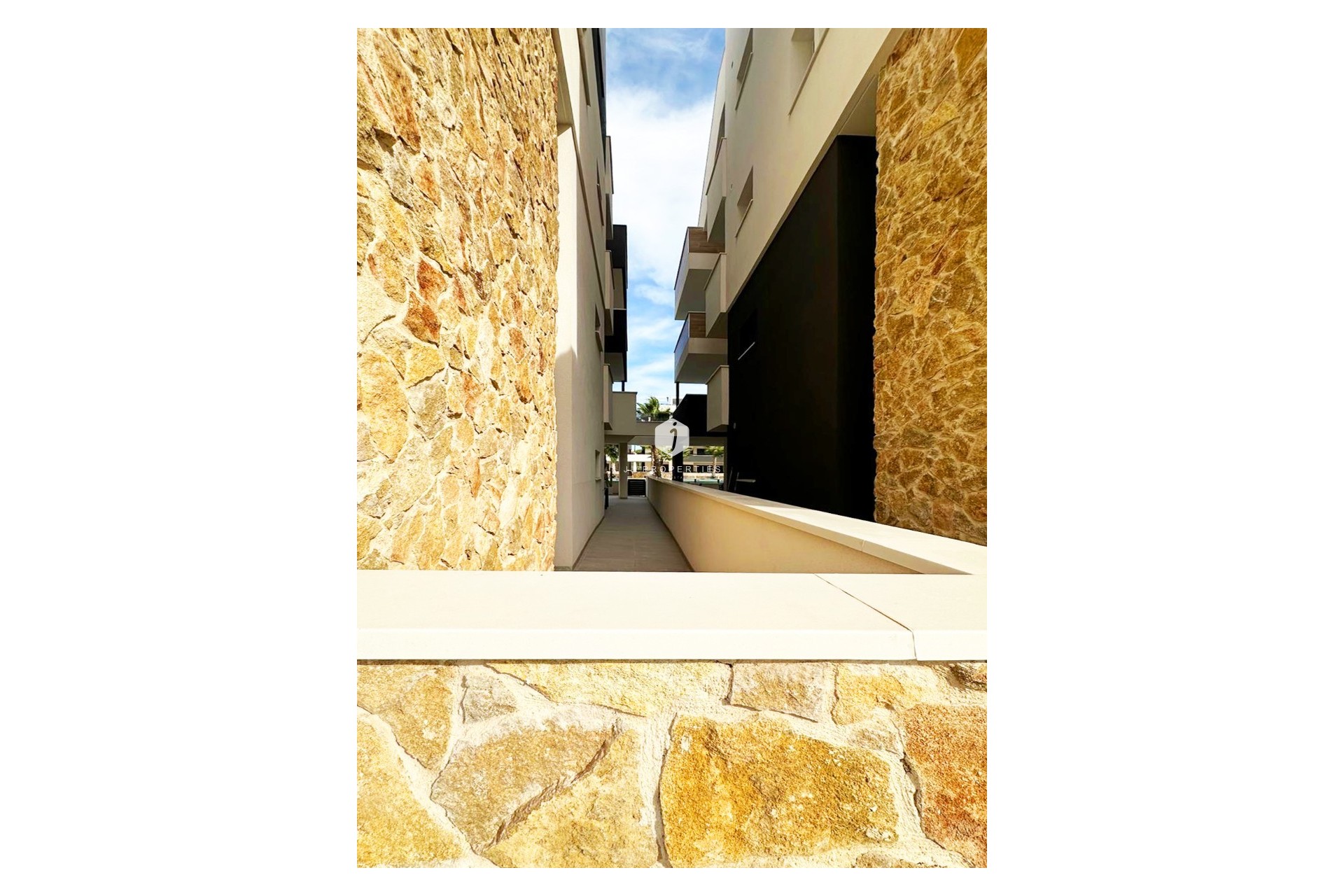 Resale - Apartment / flat -
Torrevieja - Costa Blanca