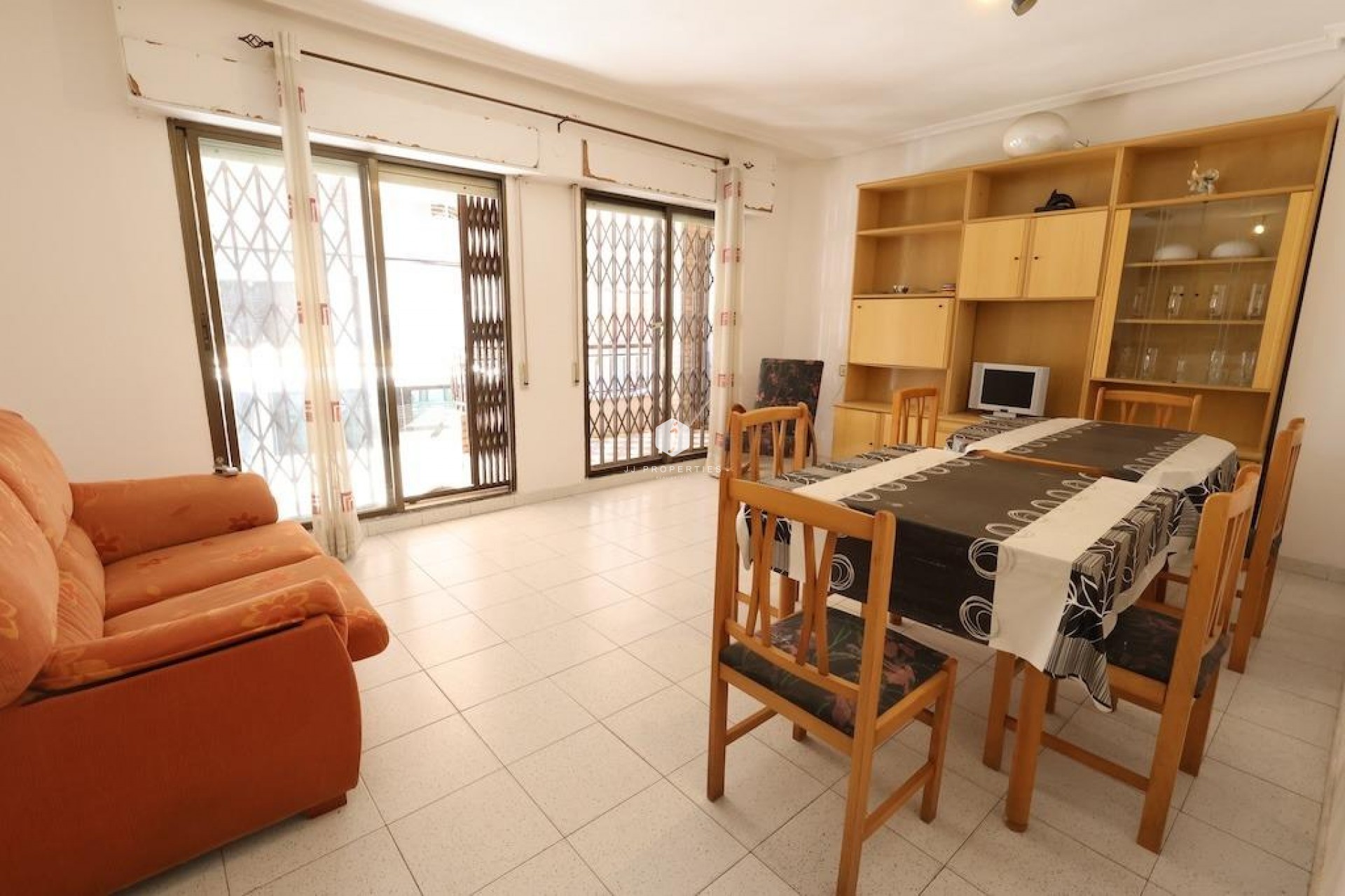 Resale - Apartment / flat -
Torrevieja - Costa Blanca