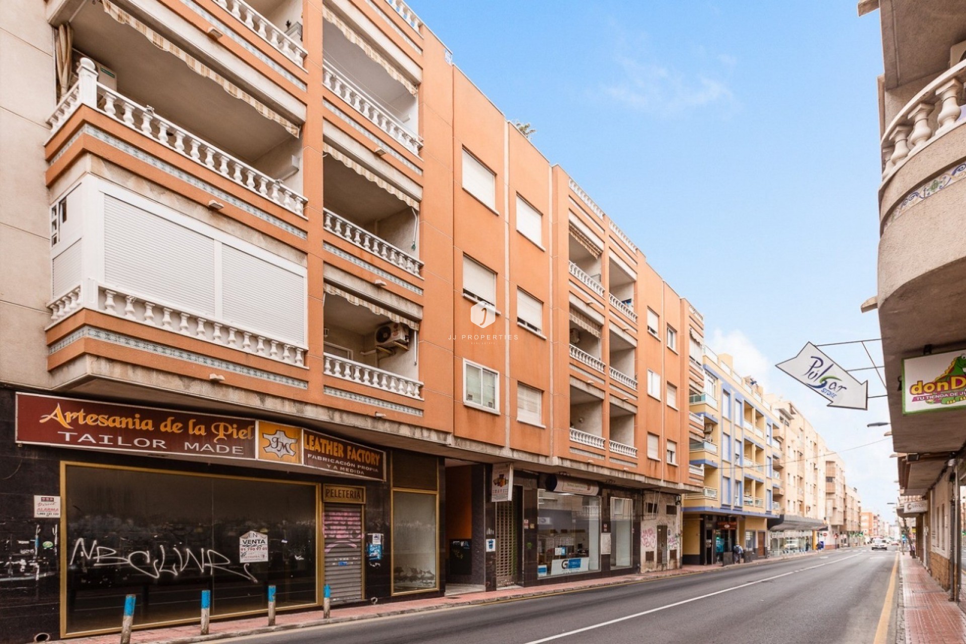 Resale - Apartment / flat -
Torrevieja - Costa Blanca