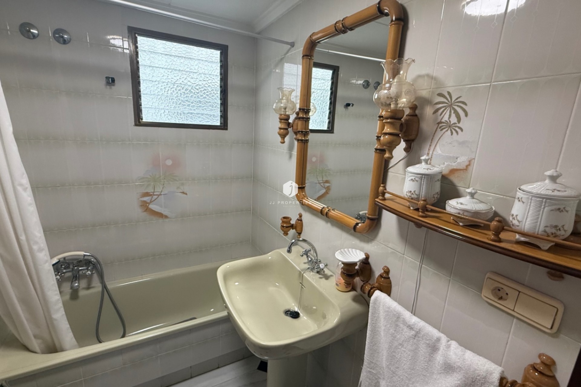 Resale - Apartment / flat -
Torrevieja - Costa Blanca