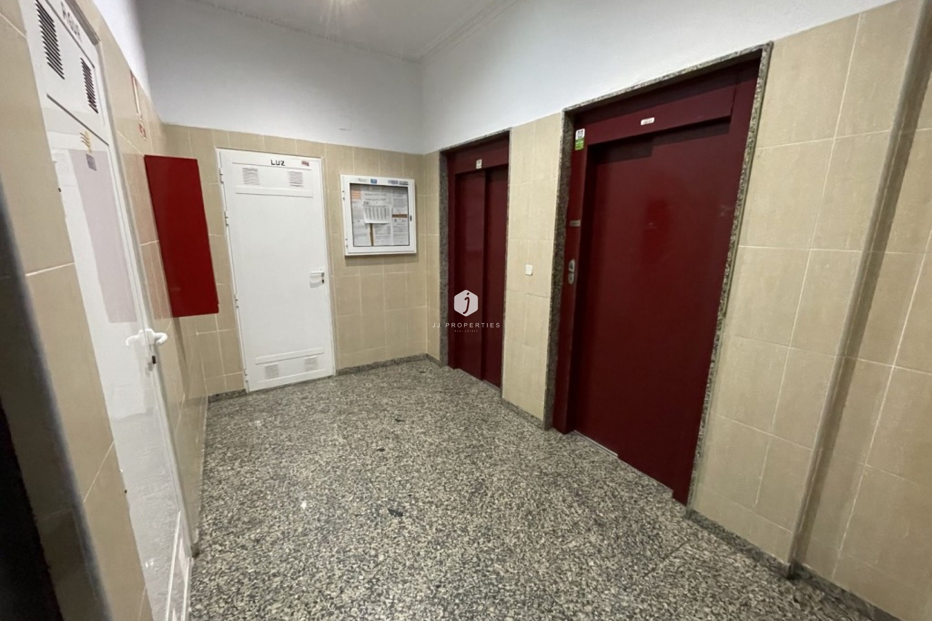 Resale - Apartment / flat -
Torrevieja - Costa Blanca