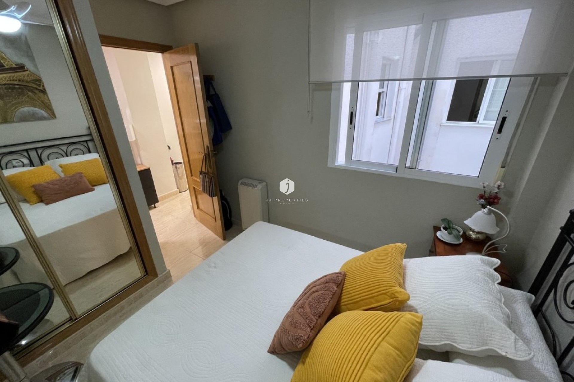 Resale - Apartment / flat -
Torrevieja - Costa Blanca