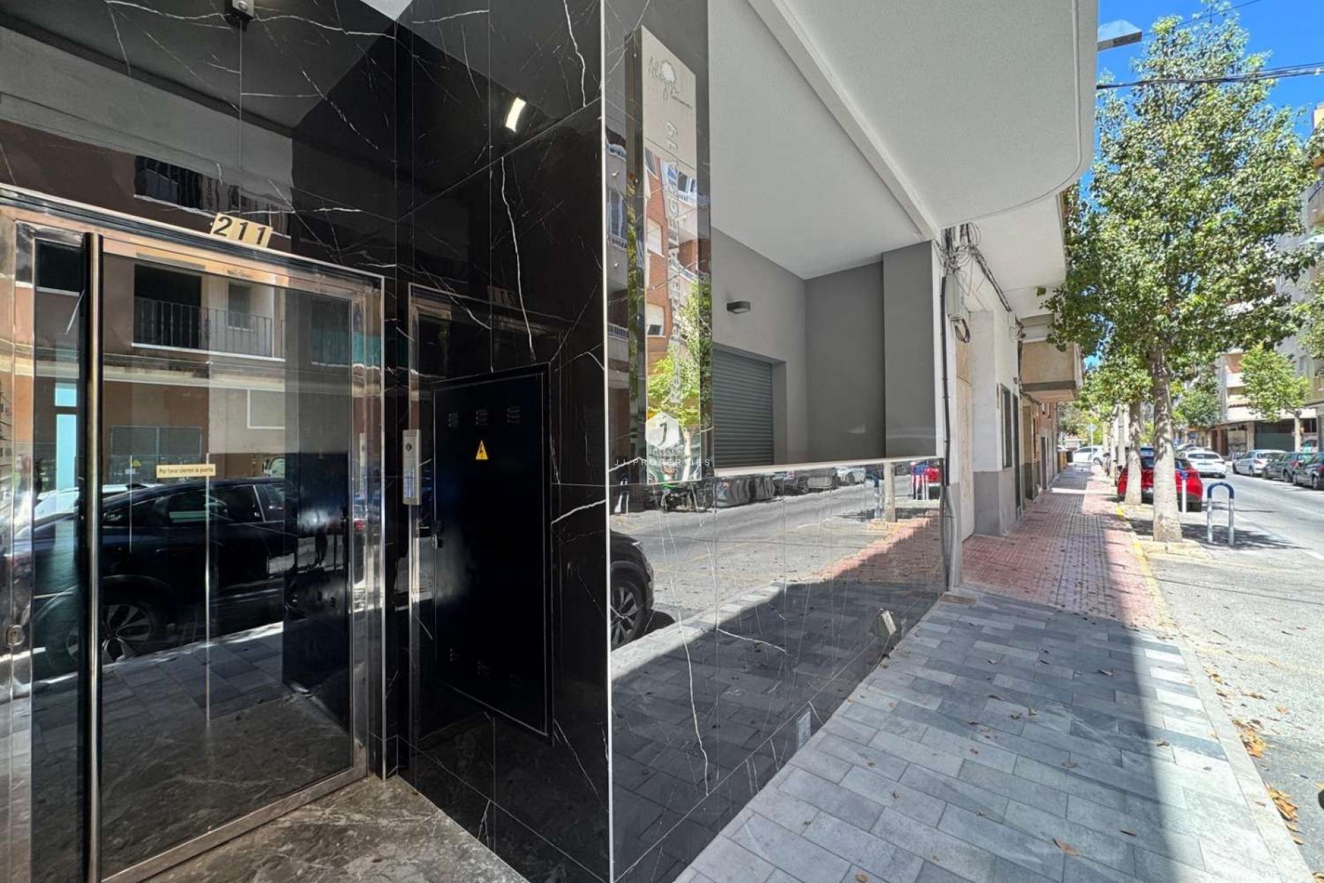 Resale - Apartment / flat -
Torrevieja - Costa Blanca