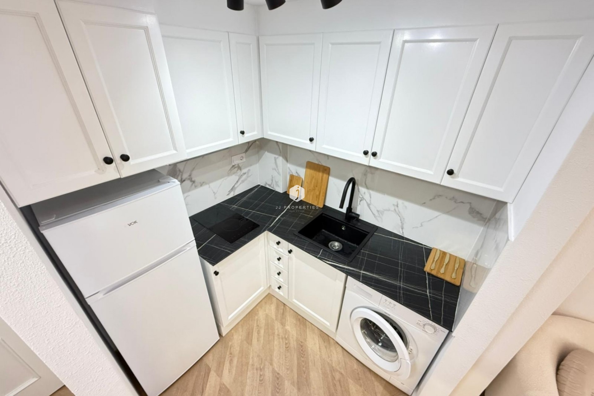 Resale - Apartment / flat -
Torrevieja - Costa Blanca