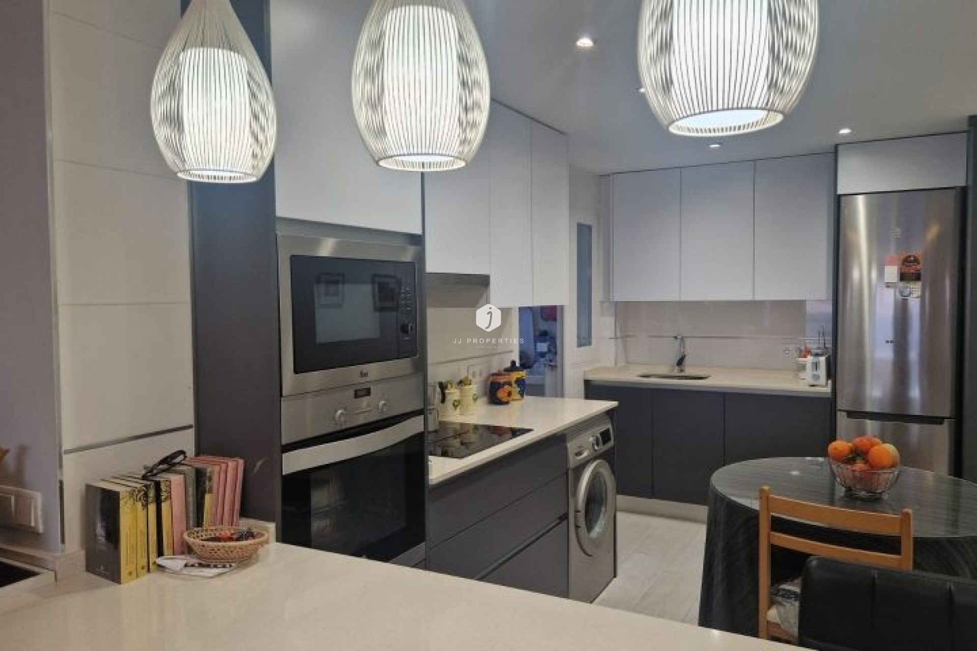 Resale - Apartment / flat -
Torrevieja - Costa Blanca