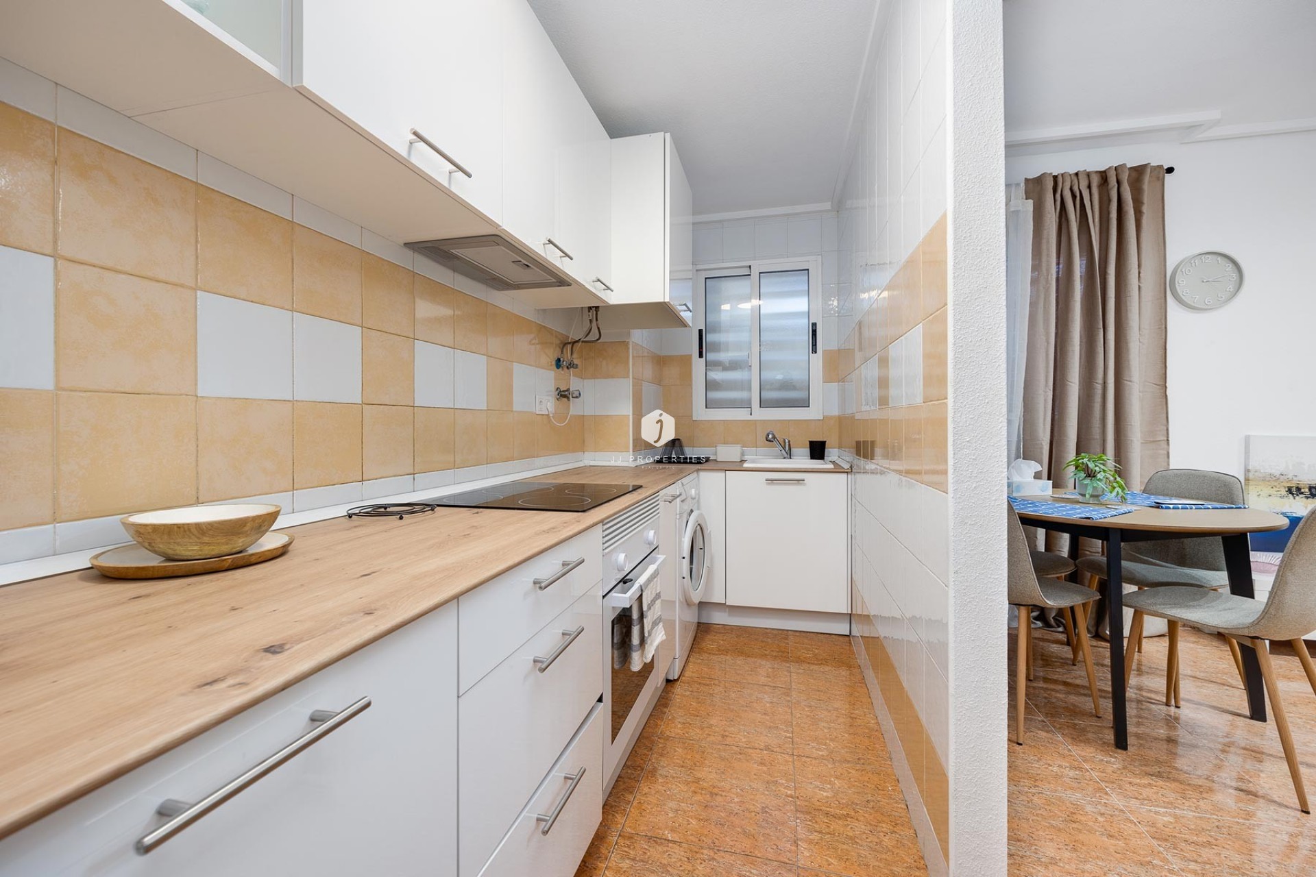 Resale - Apartment / flat -
Torrevieja - Costa Blanca