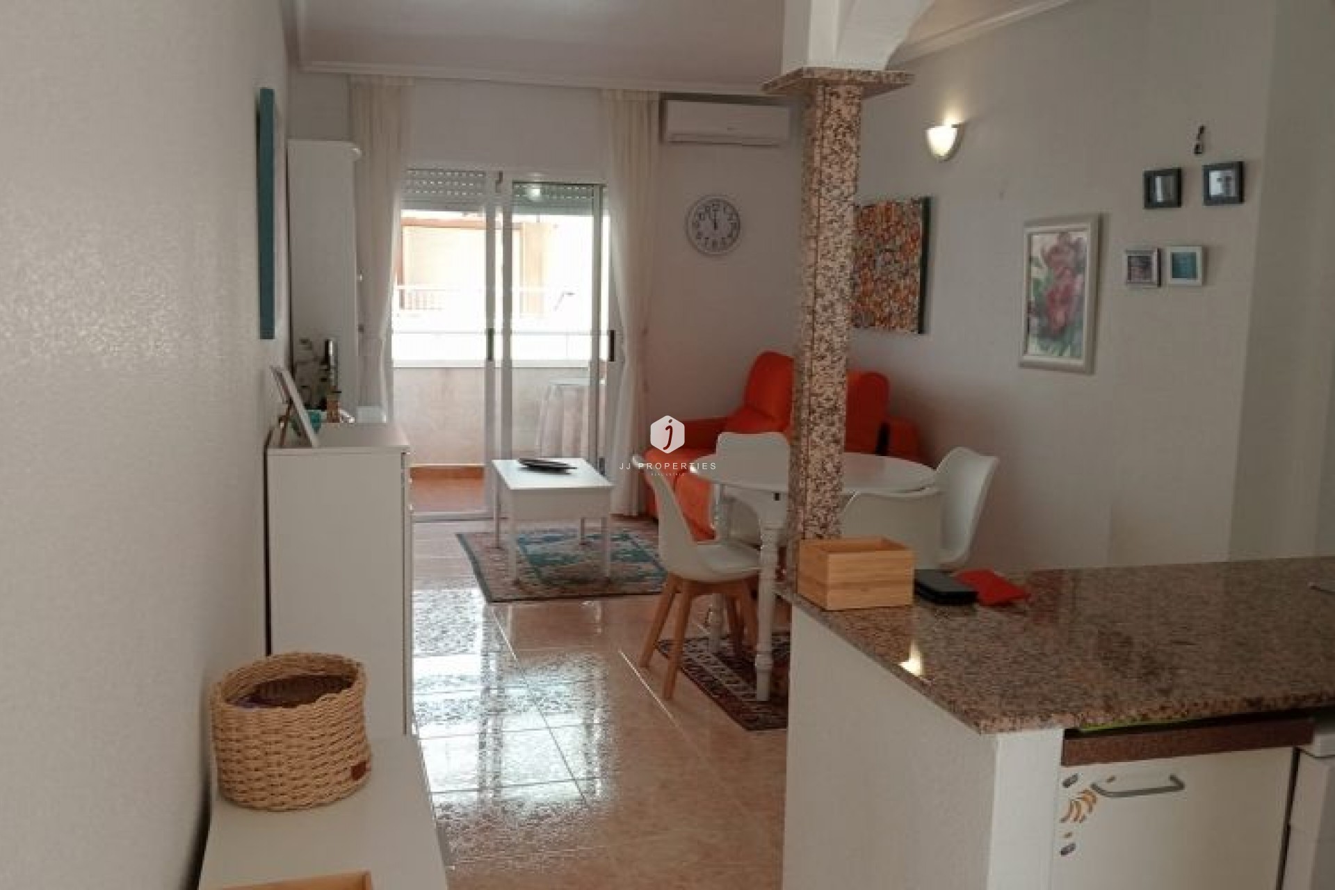 Resale - Apartment / flat -
Torrevieja - Costa Blanca