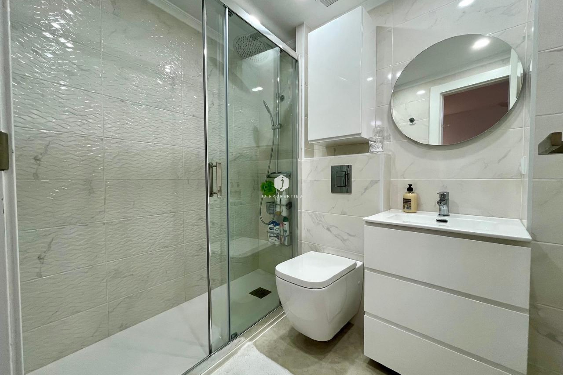 Resale - Apartment / flat -
Torrevieja - Costa Blanca