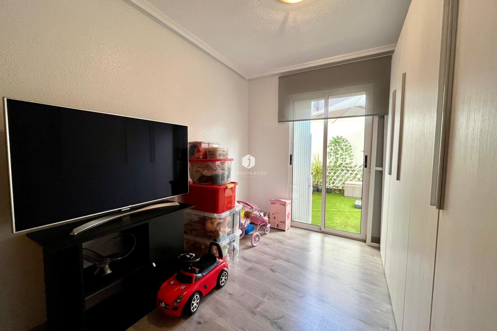 Resale - Apartment / flat -
Torrevieja - Costa Blanca