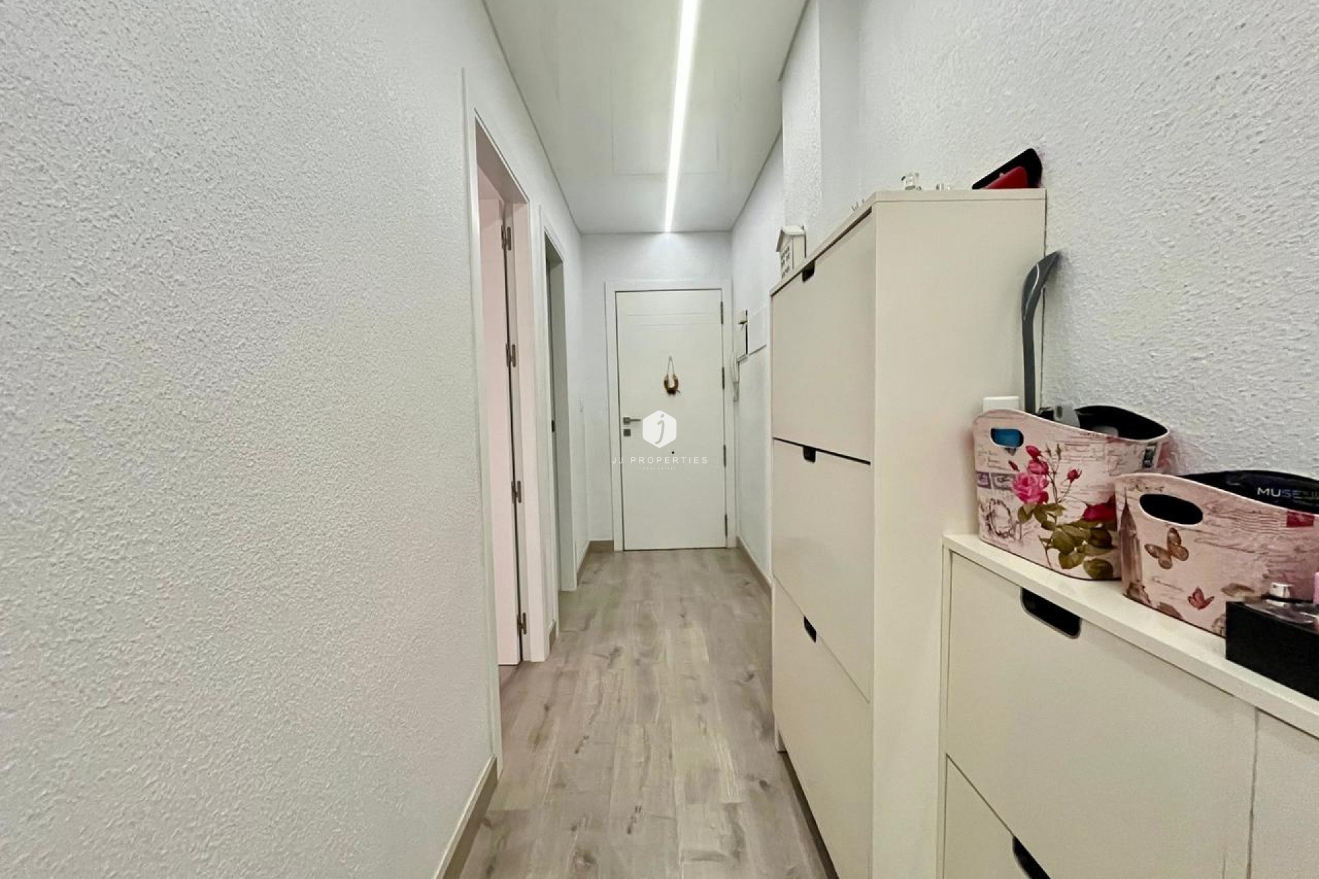 Resale - Apartment / flat -
Torrevieja - Costa Blanca