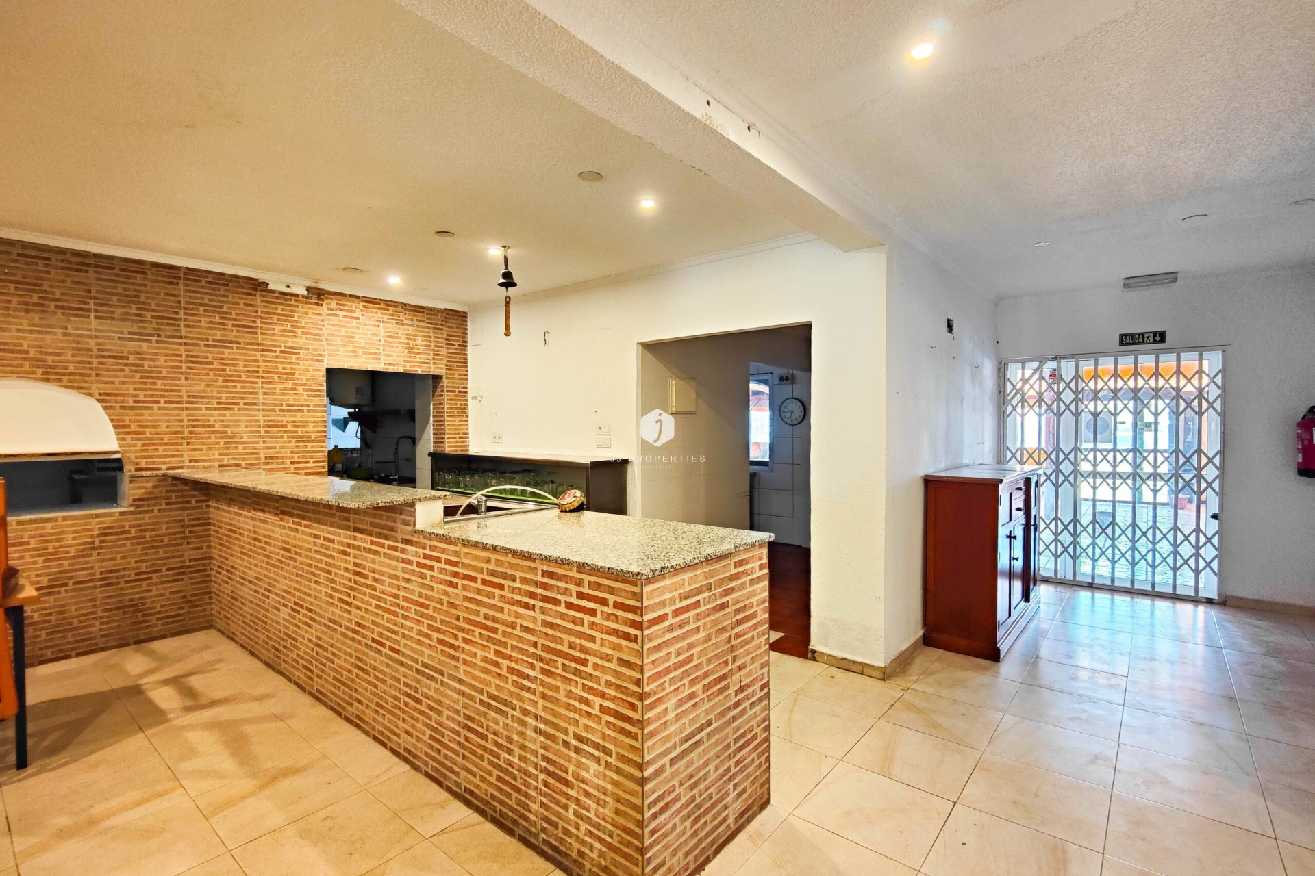 Resale - Apartment / flat -
Torrevieja - Costa Blanca