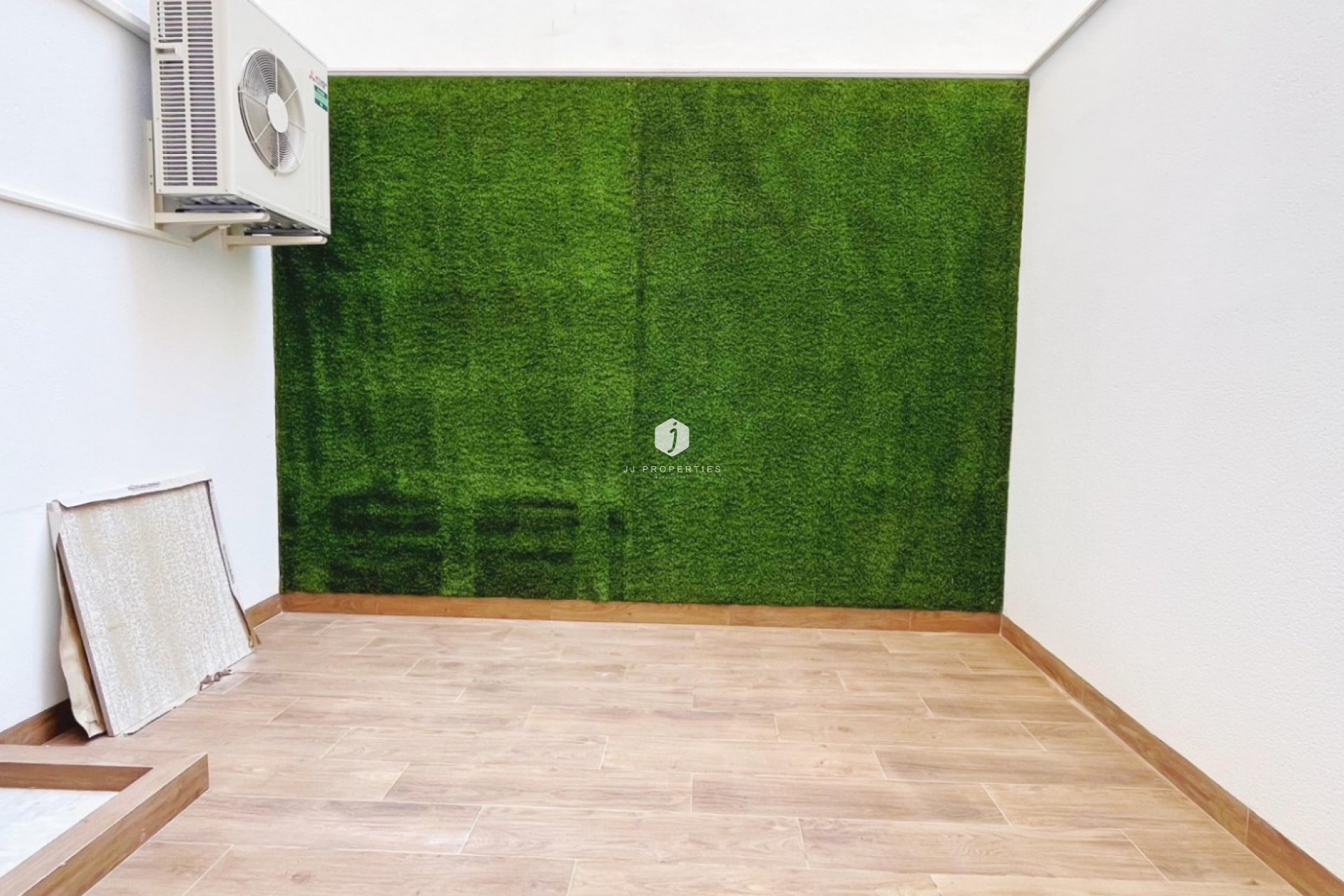 Resale - Apartment / flat -
Torrevieja - Costa Blanca