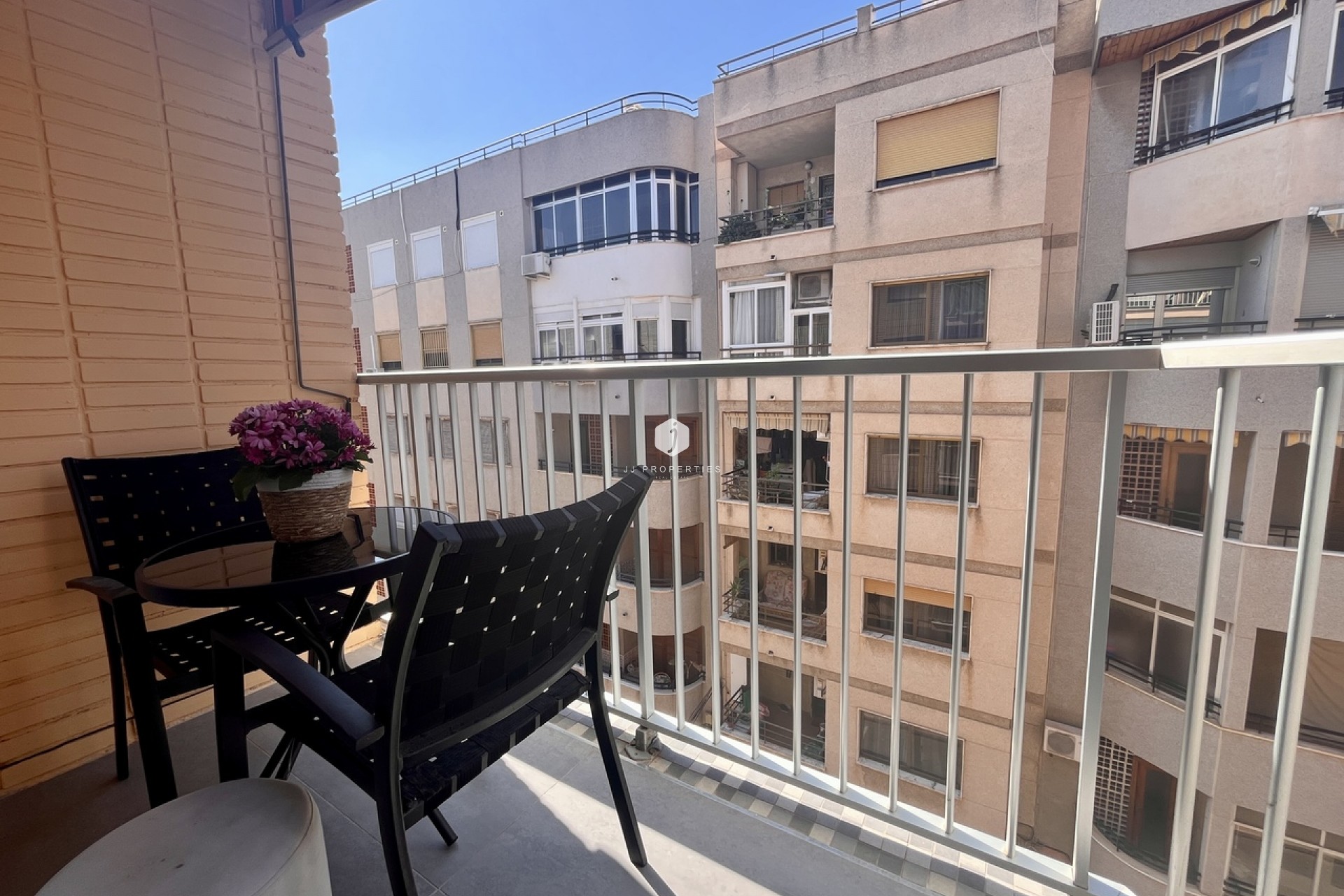 Resale - Apartment / flat -
Torrevieja - Costa Blanca