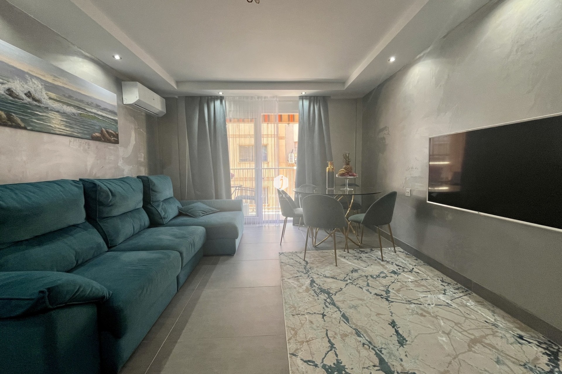 Resale - Apartment / flat -
Torrevieja - Costa Blanca
