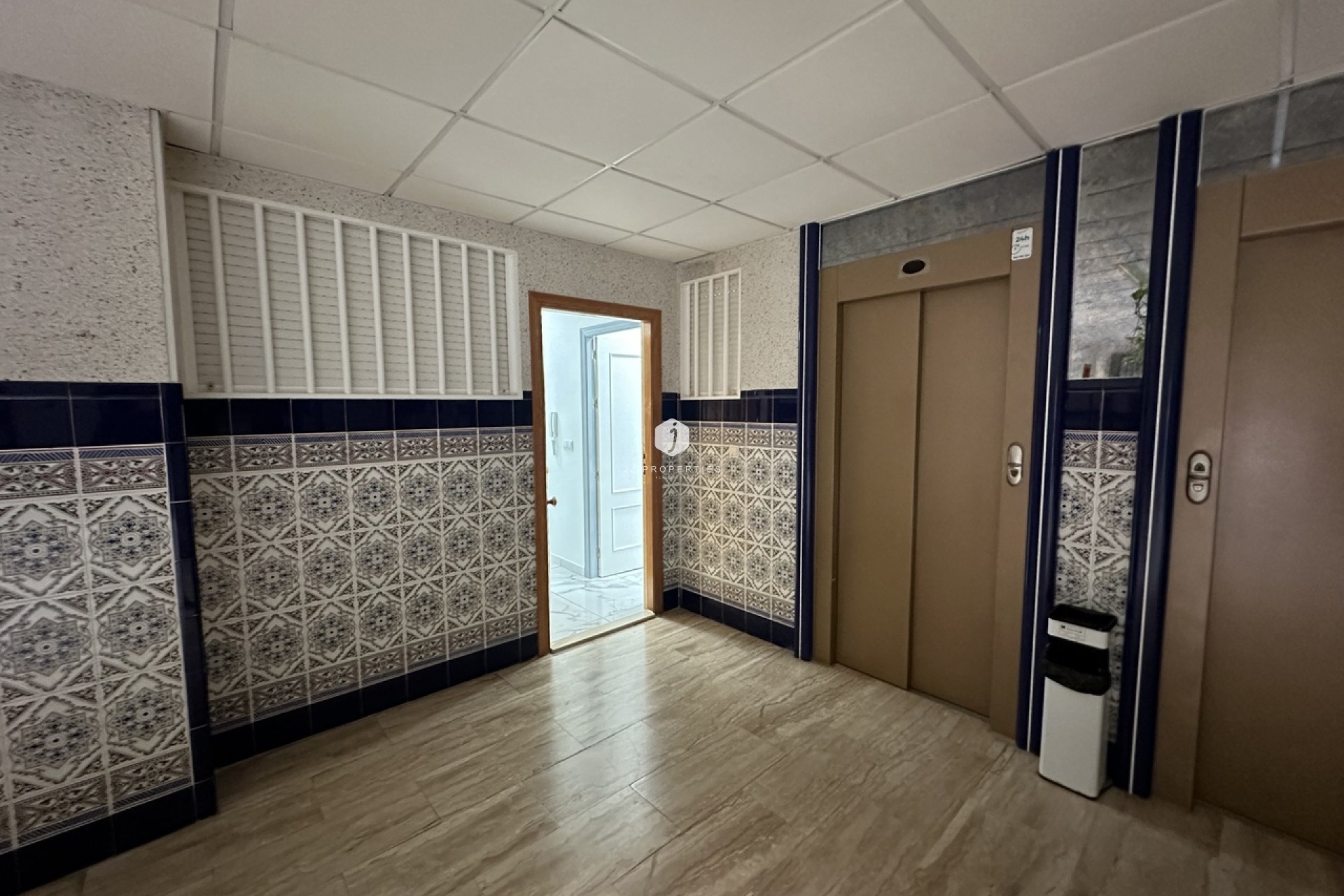 Resale - Apartment / flat -
Torrevieja - Costa Blanca