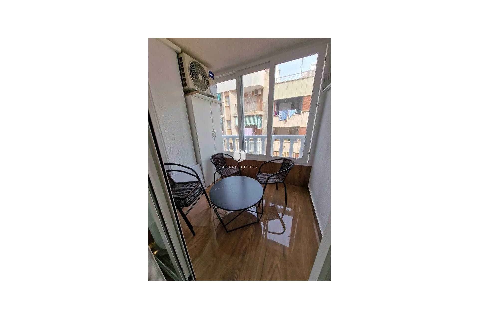 Resale - Apartment / flat -
Torrevieja - Costa Blanca