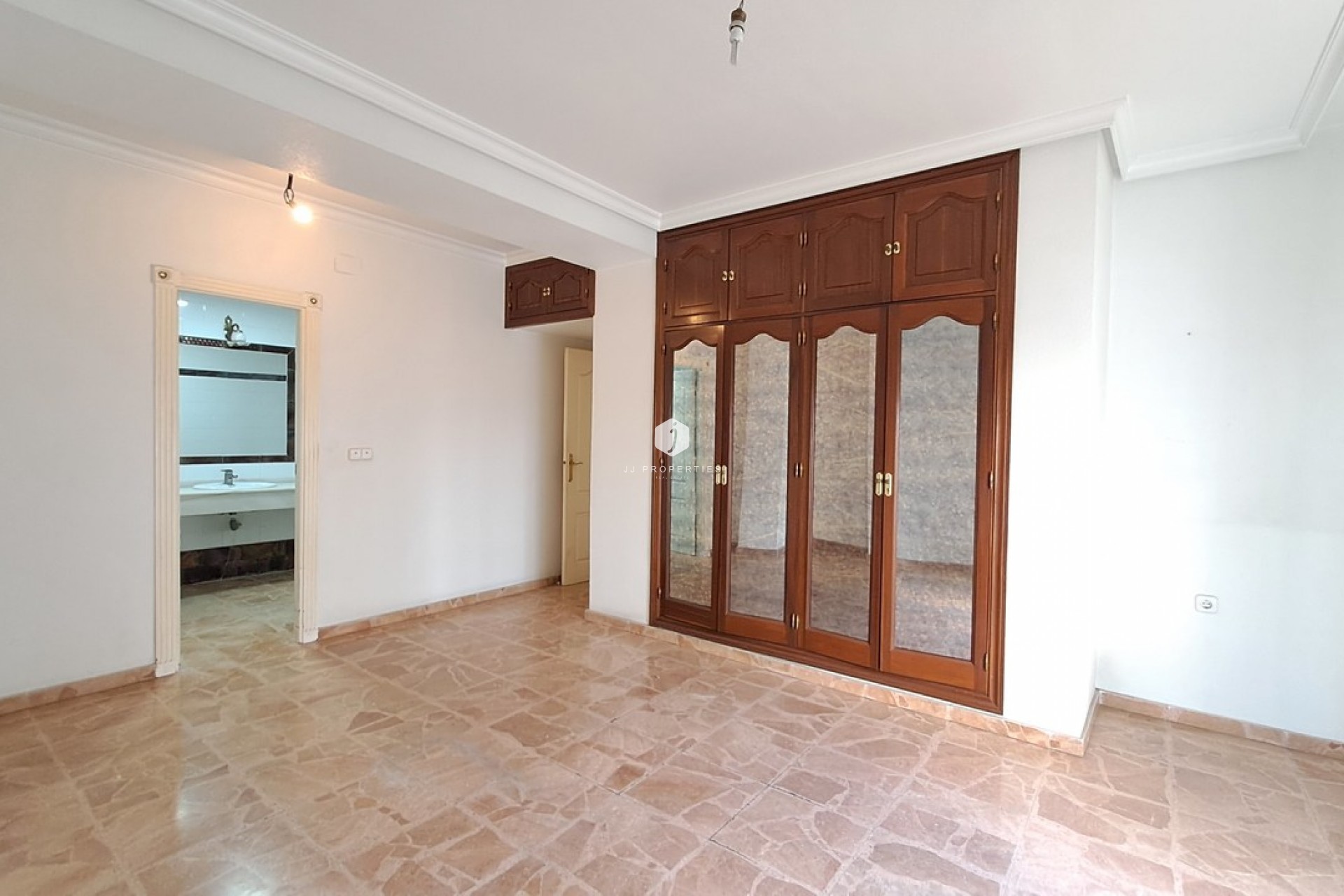 Resale - Apartment / flat -
Torrevieja - Costa Blanca