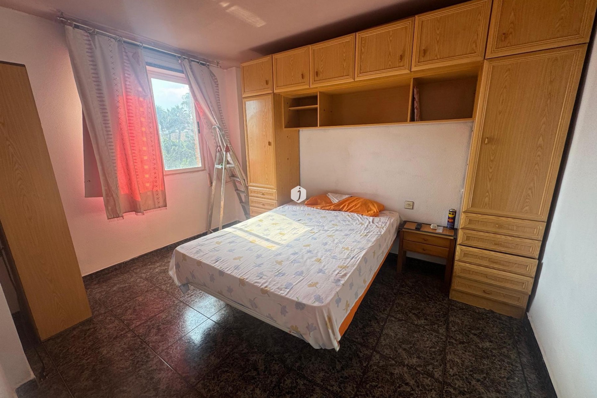 Resale - Apartment / flat -
Torrevieja - Costa Blanca