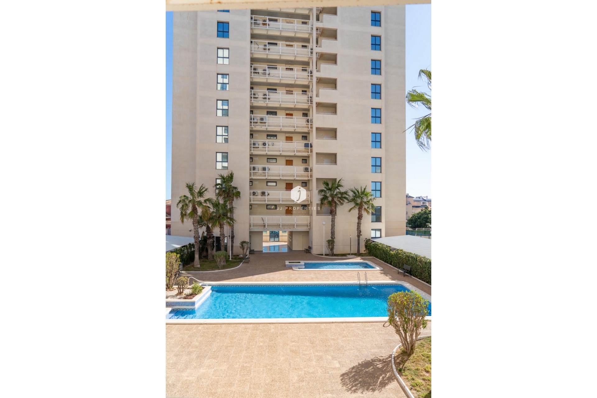 Resale - Apartment / flat -
Torrevieja - Costa Blanca