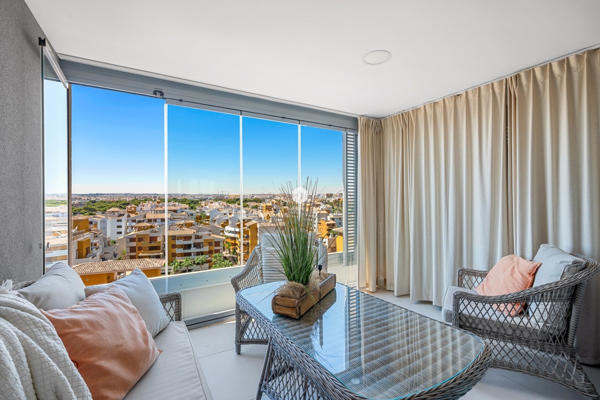 Resale - Apartment / flat -
Torrevieja - Costa Blanca