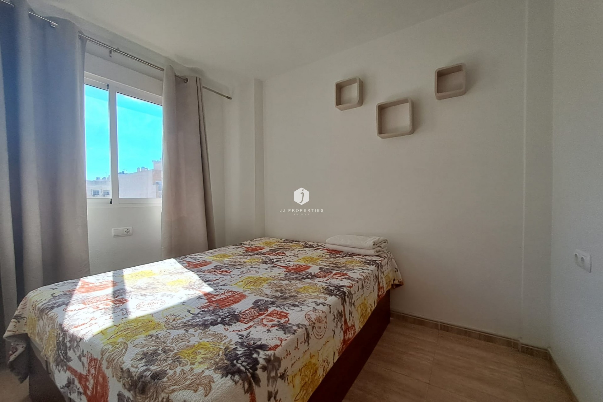 Resale - Apartment / flat -
Torrevieja - Costa Blanca
