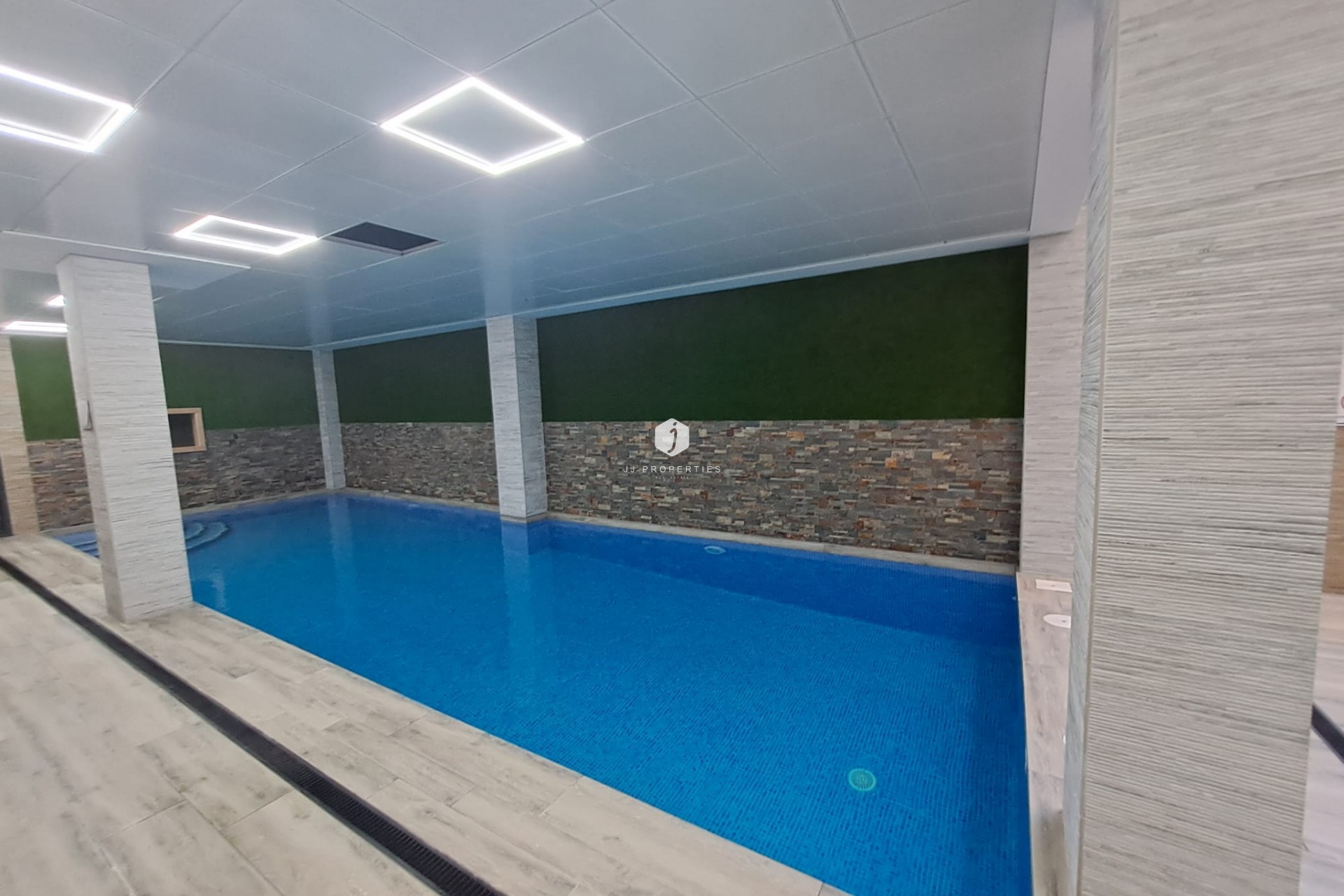 Resale - Apartment / flat -
Torrevieja - Costa Blanca