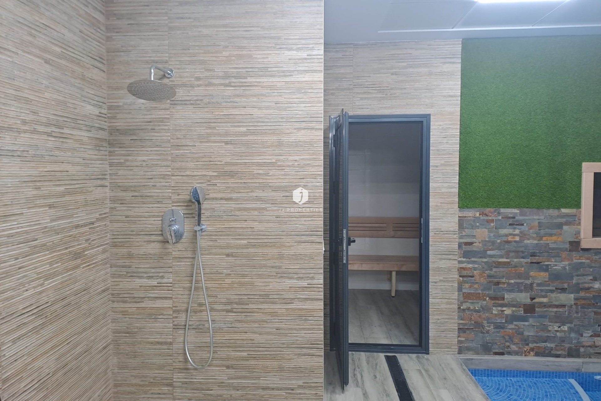 Resale - Apartment / flat -
Torrevieja - Costa Blanca