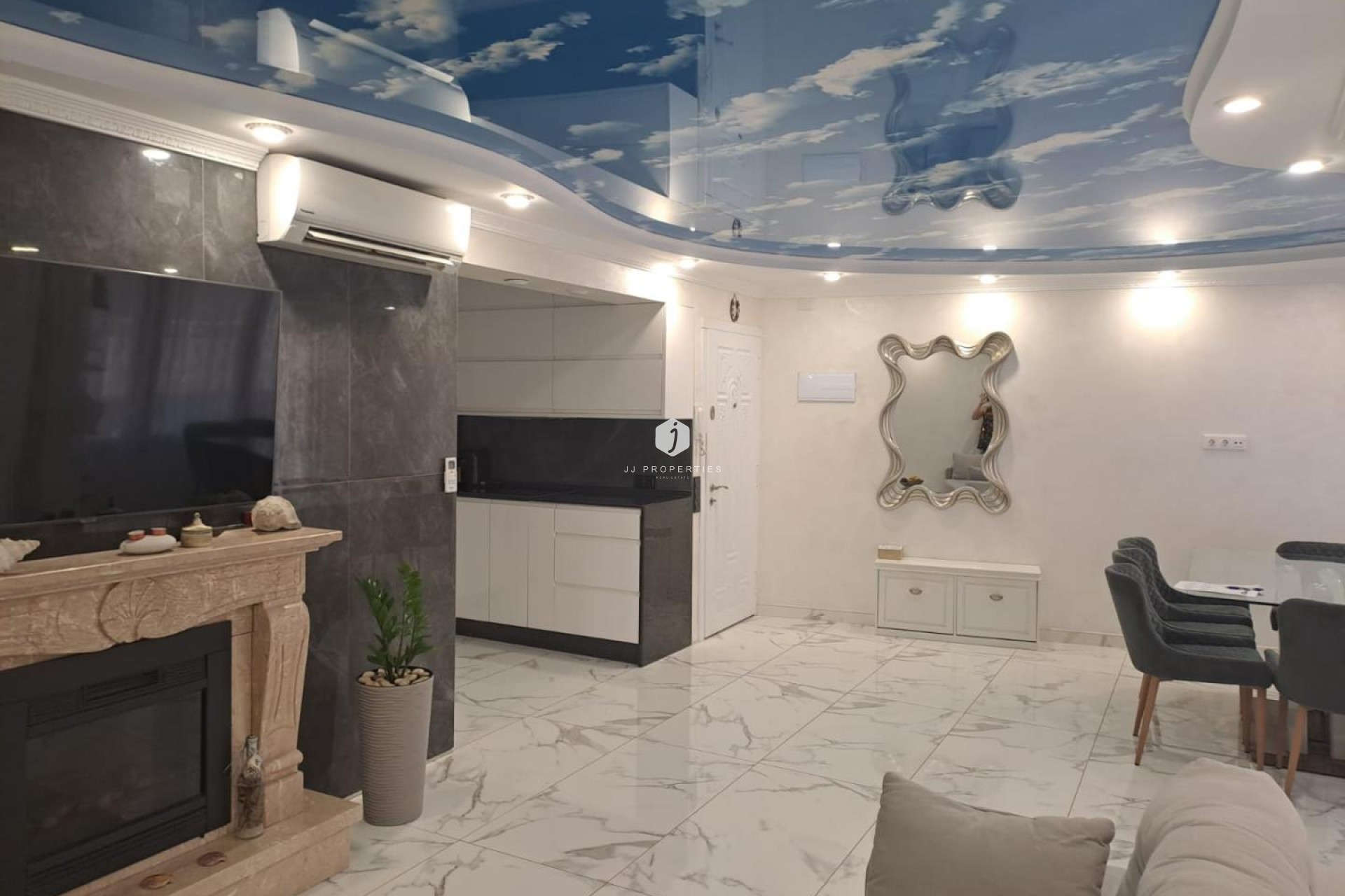 Resale - Apartment / flat -
Torrevieja - Costa Blanca