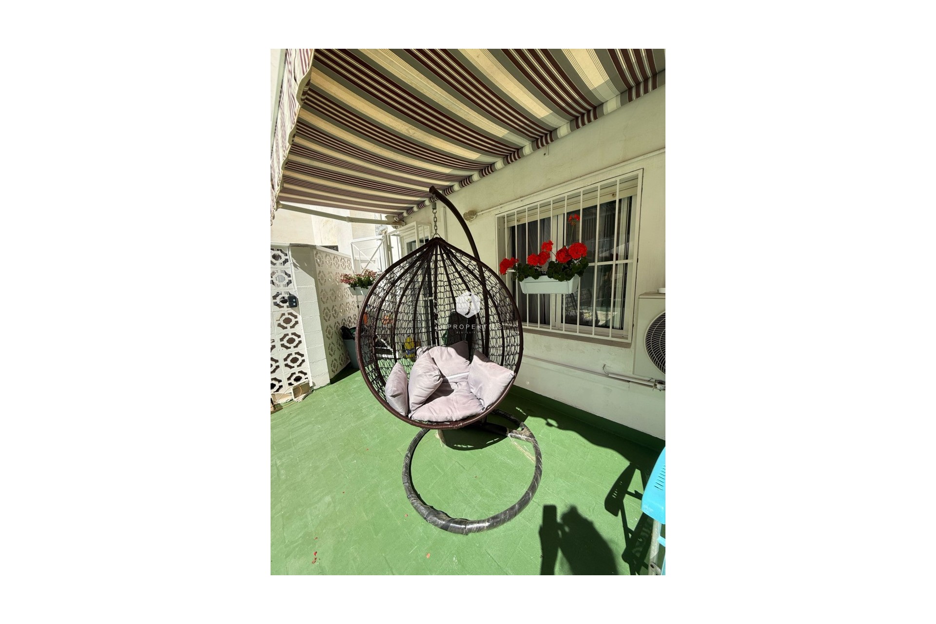 Resale - Apartment / flat -
Torrevieja - Costa Blanca