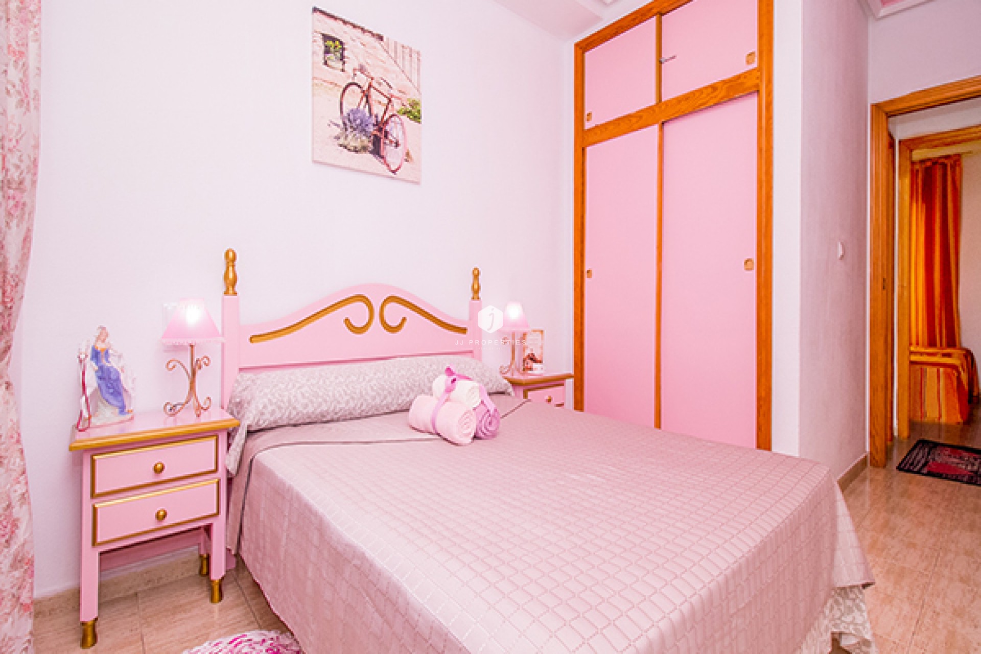 Resale - Apartment / flat -
Torrevieja - Costa Blanca