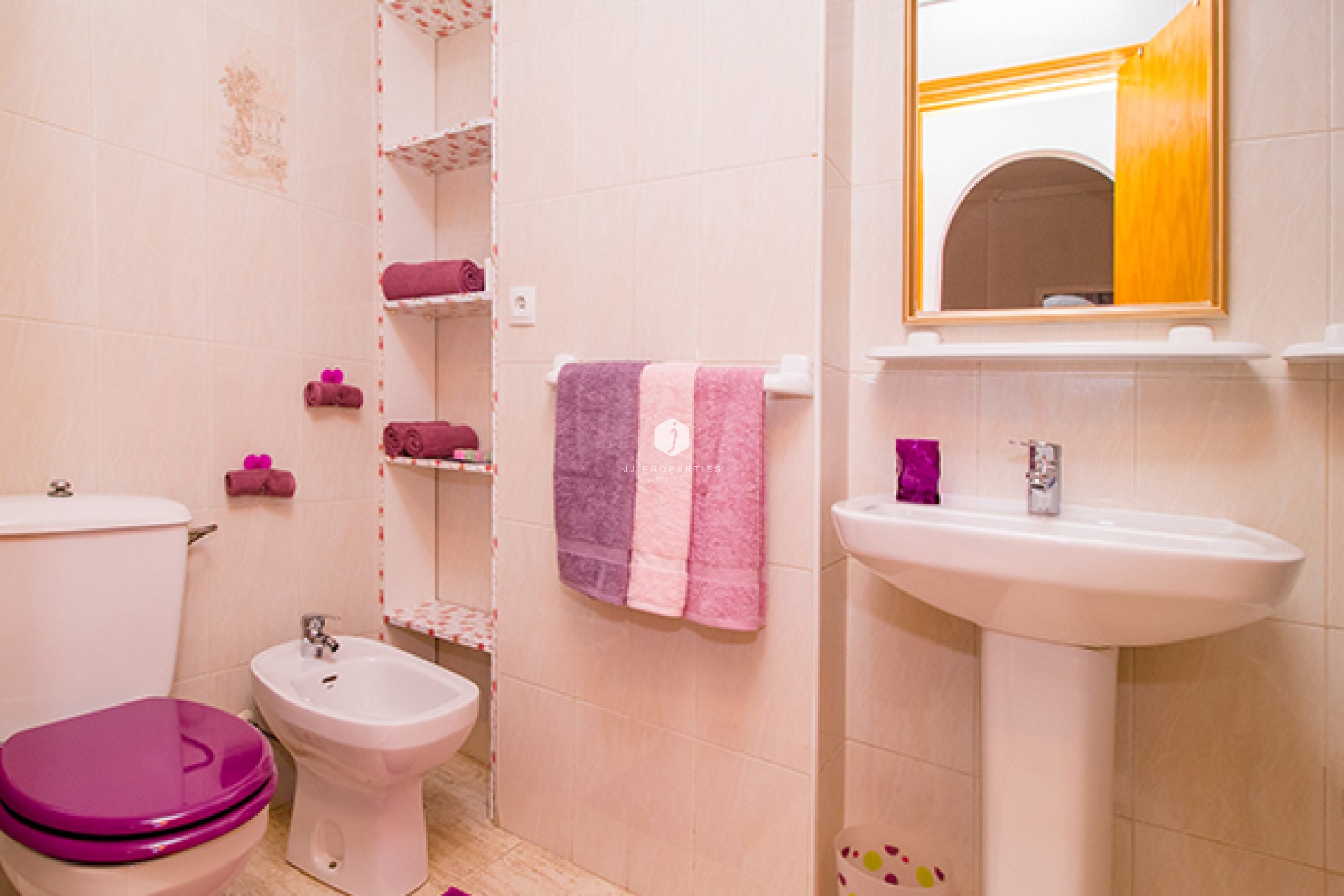 Resale - Apartment / flat -
Torrevieja - Costa Blanca