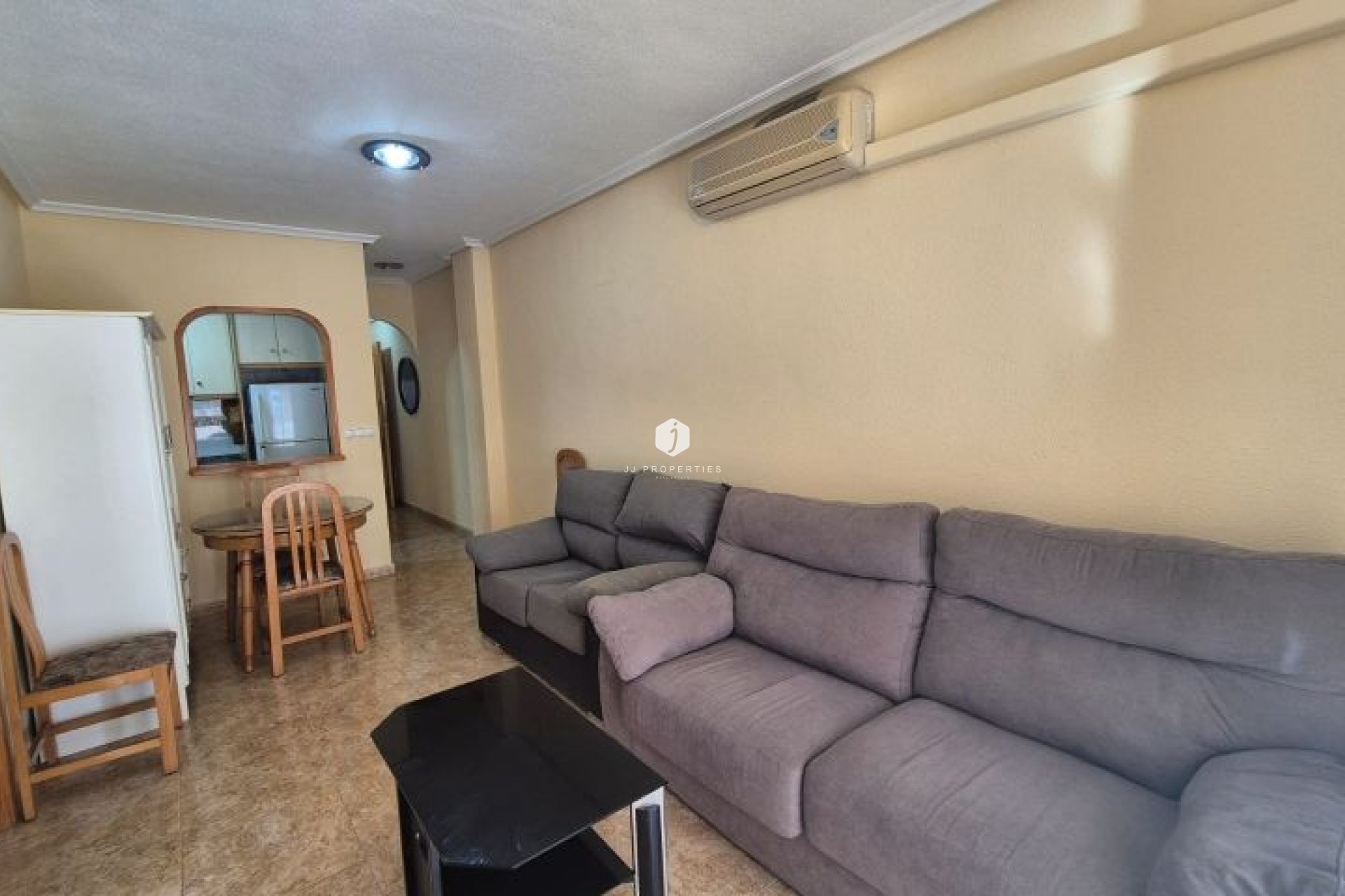 Resale - Apartment / flat -
Torrevieja - Costa Blanca