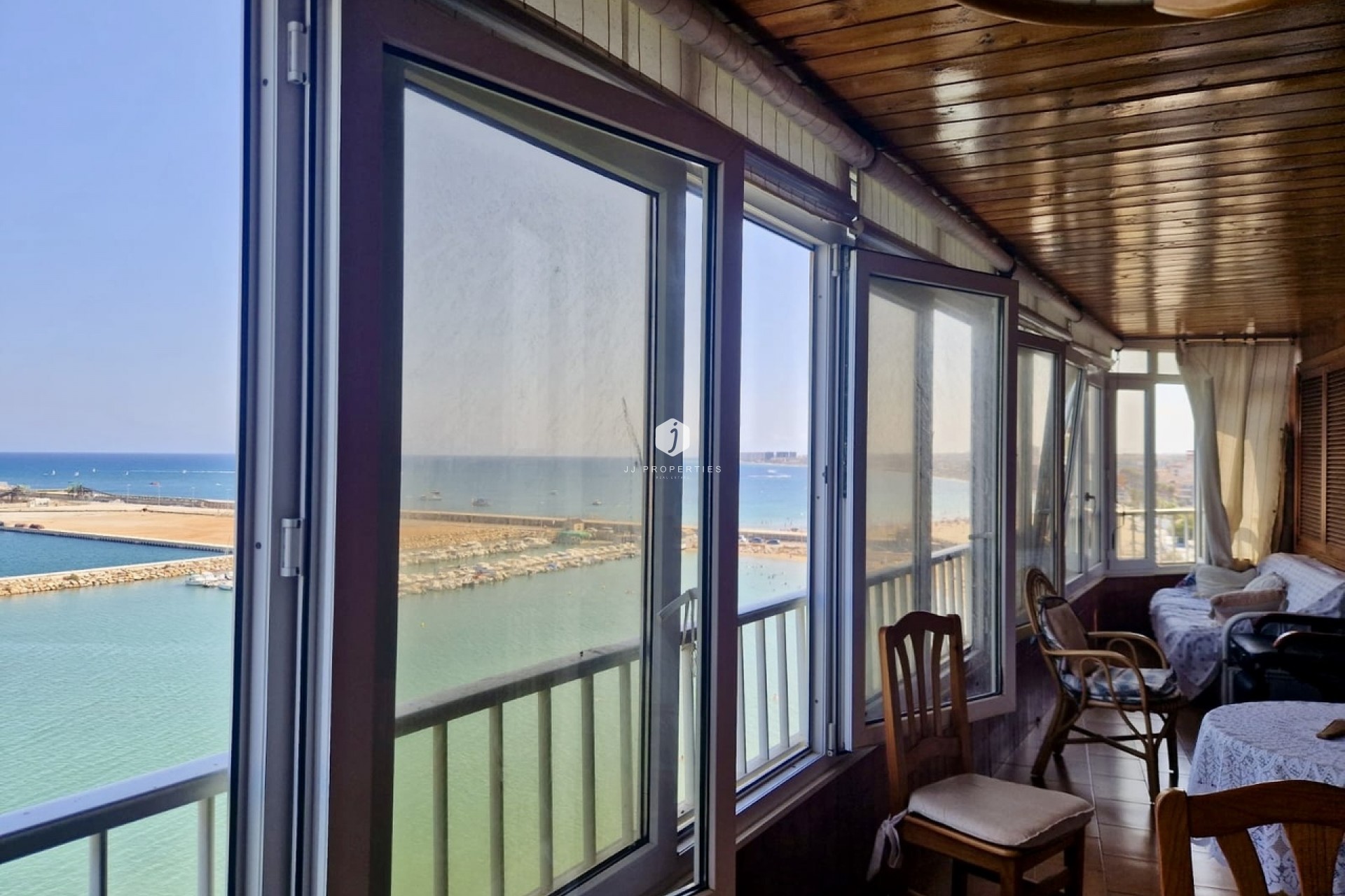 Resale - Apartment / flat -
Torrevieja - Costa Blanca