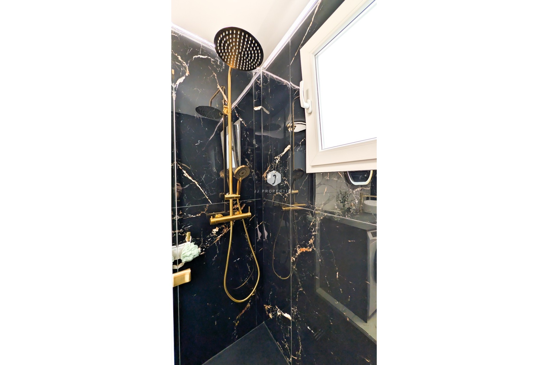 Resale - Apartment / flat -
Torrevieja - Costa Blanca