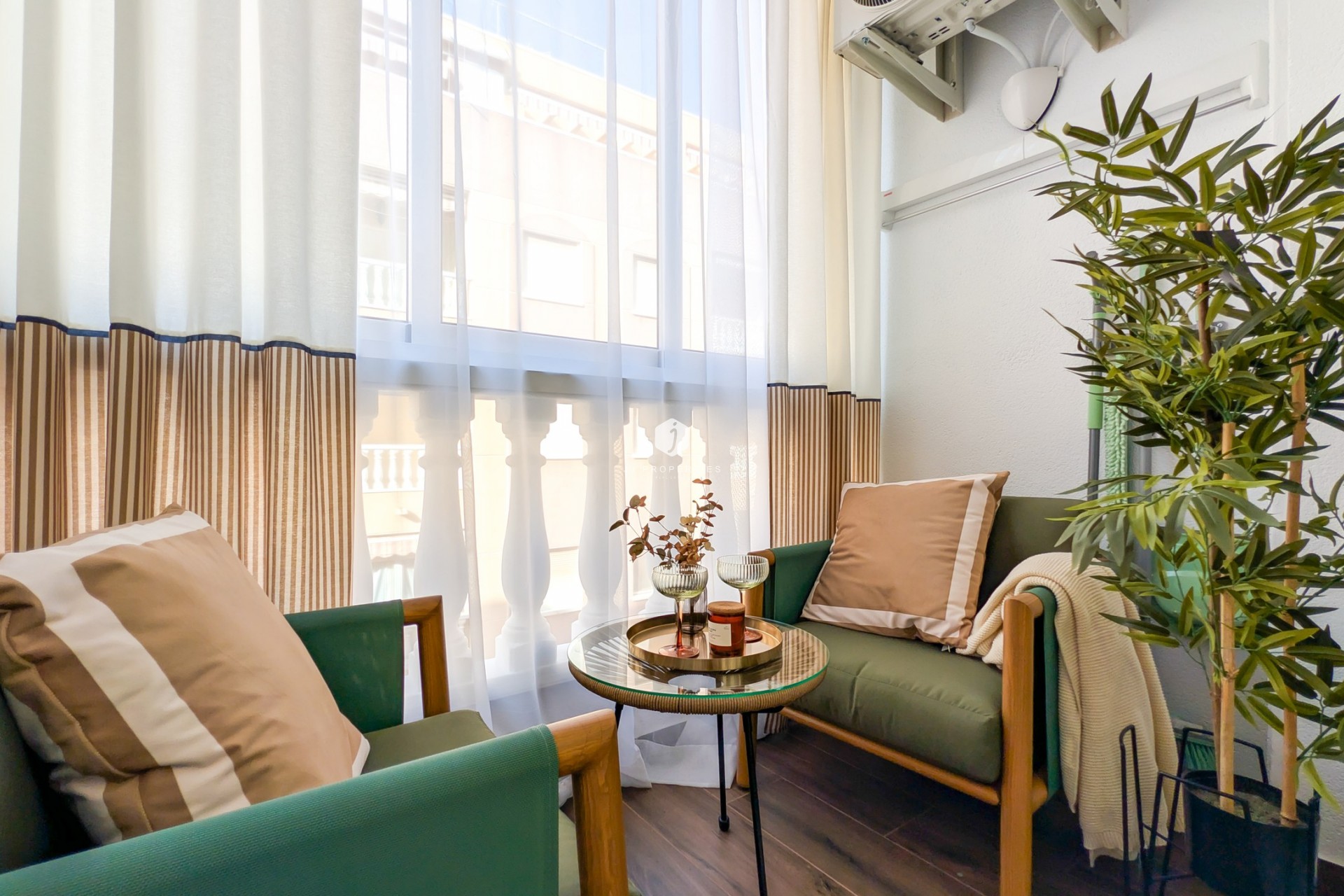 Resale - Apartment / flat -
Torrevieja - Costa Blanca