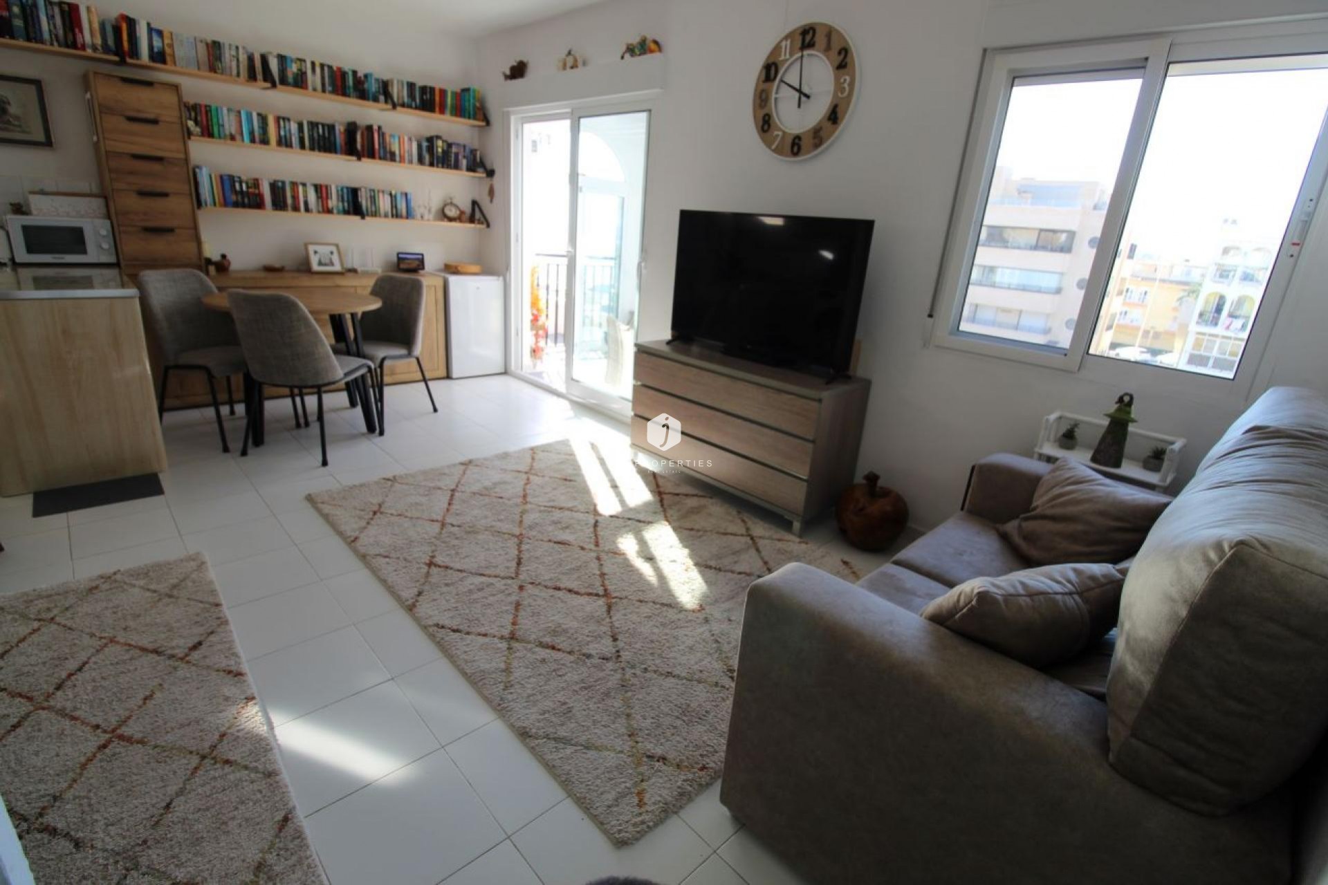 Resale - Apartment / flat -
Torrevieja - Costa Blanca
