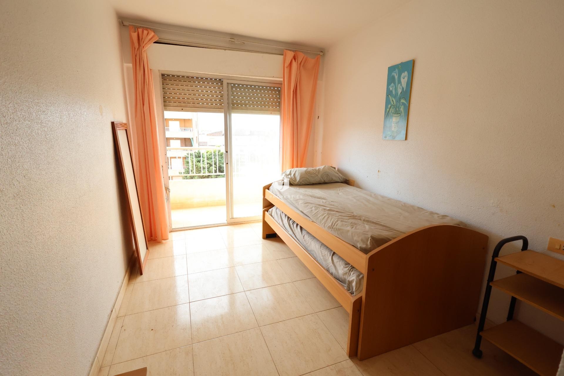 Resale - Apartment / flat -
Torrevieja - Costa Blanca