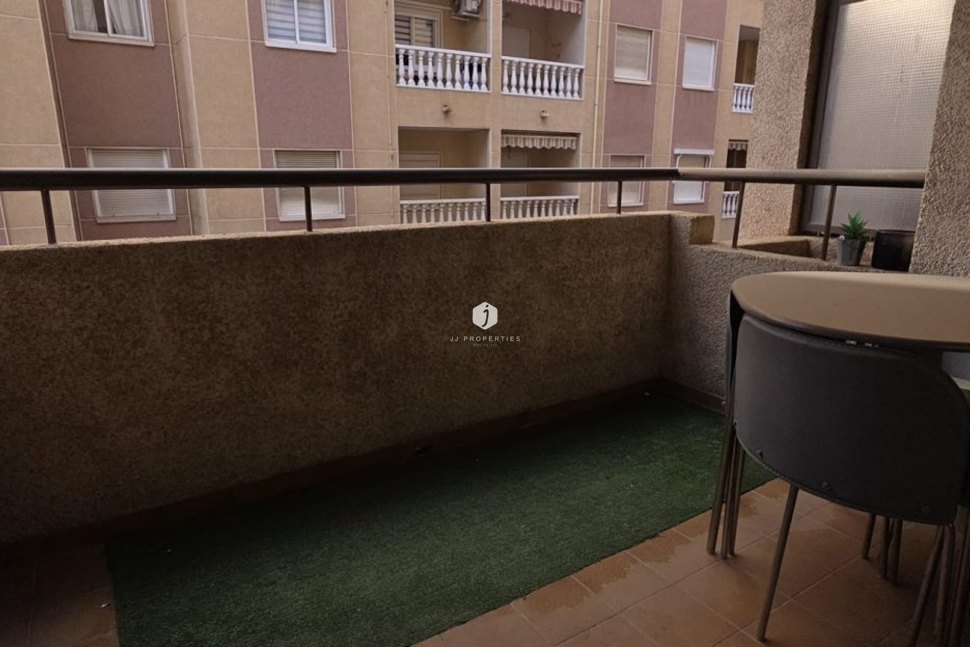 Resale - Apartment / flat -
Torrevieja - Costa Blanca