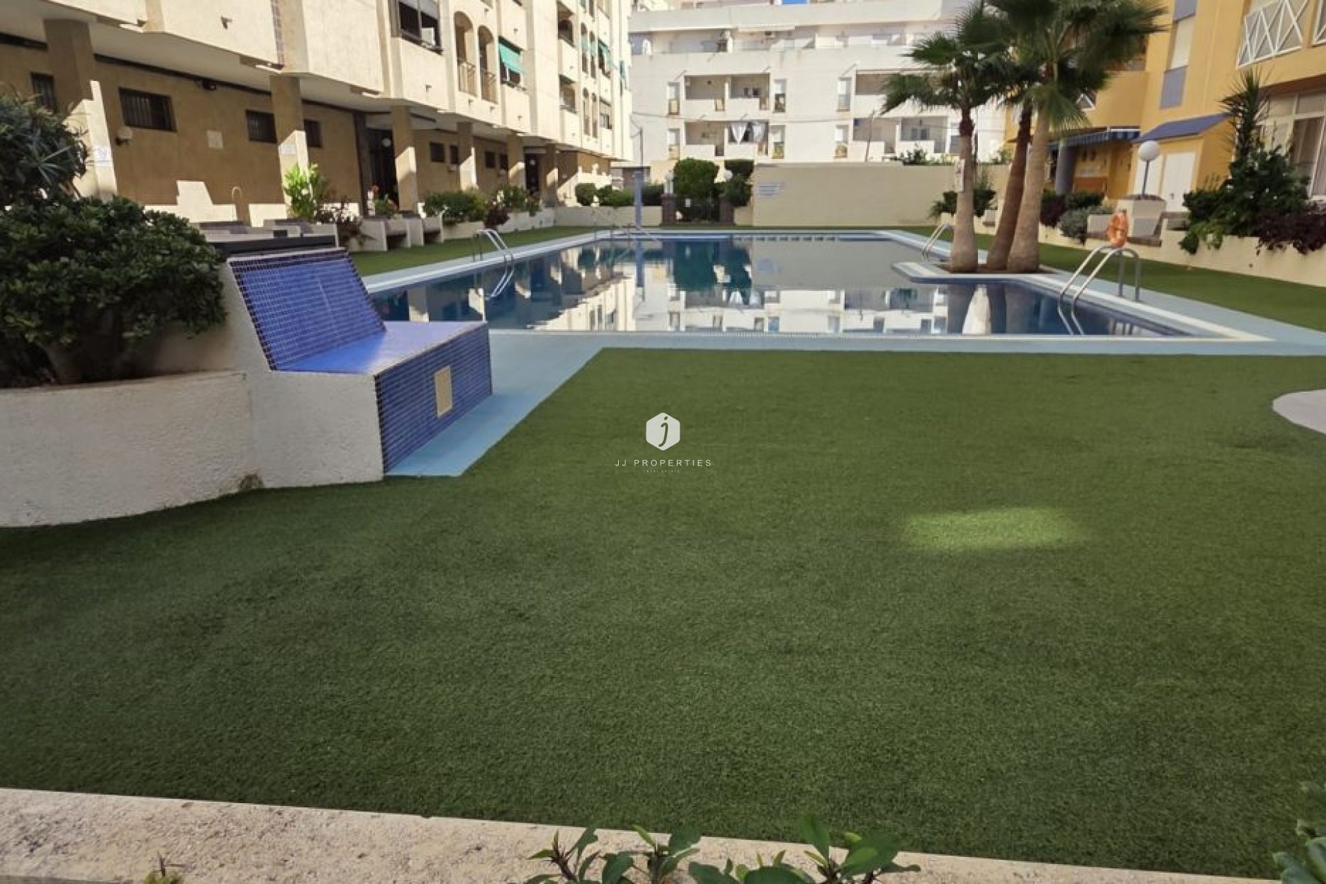 Resale - Apartment / flat -
Torrevieja - Costa Blanca