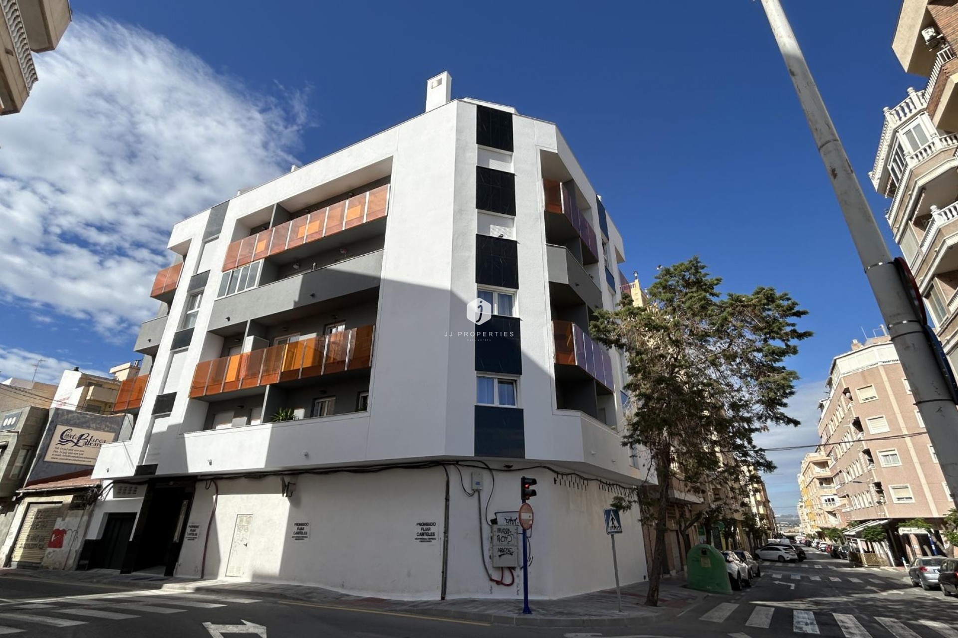 Resale - Apartment / flat -
Torrevieja - Costa Blanca