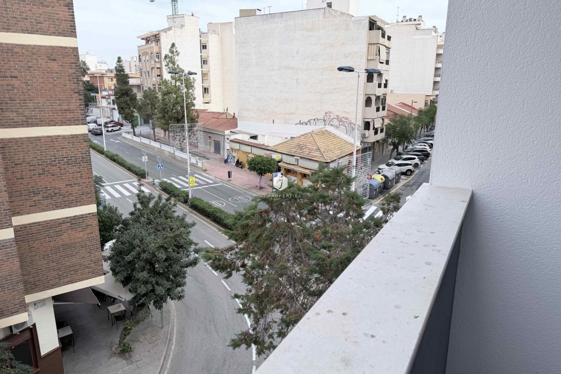 Resale - Apartment / flat -
Torrevieja - Costa Blanca