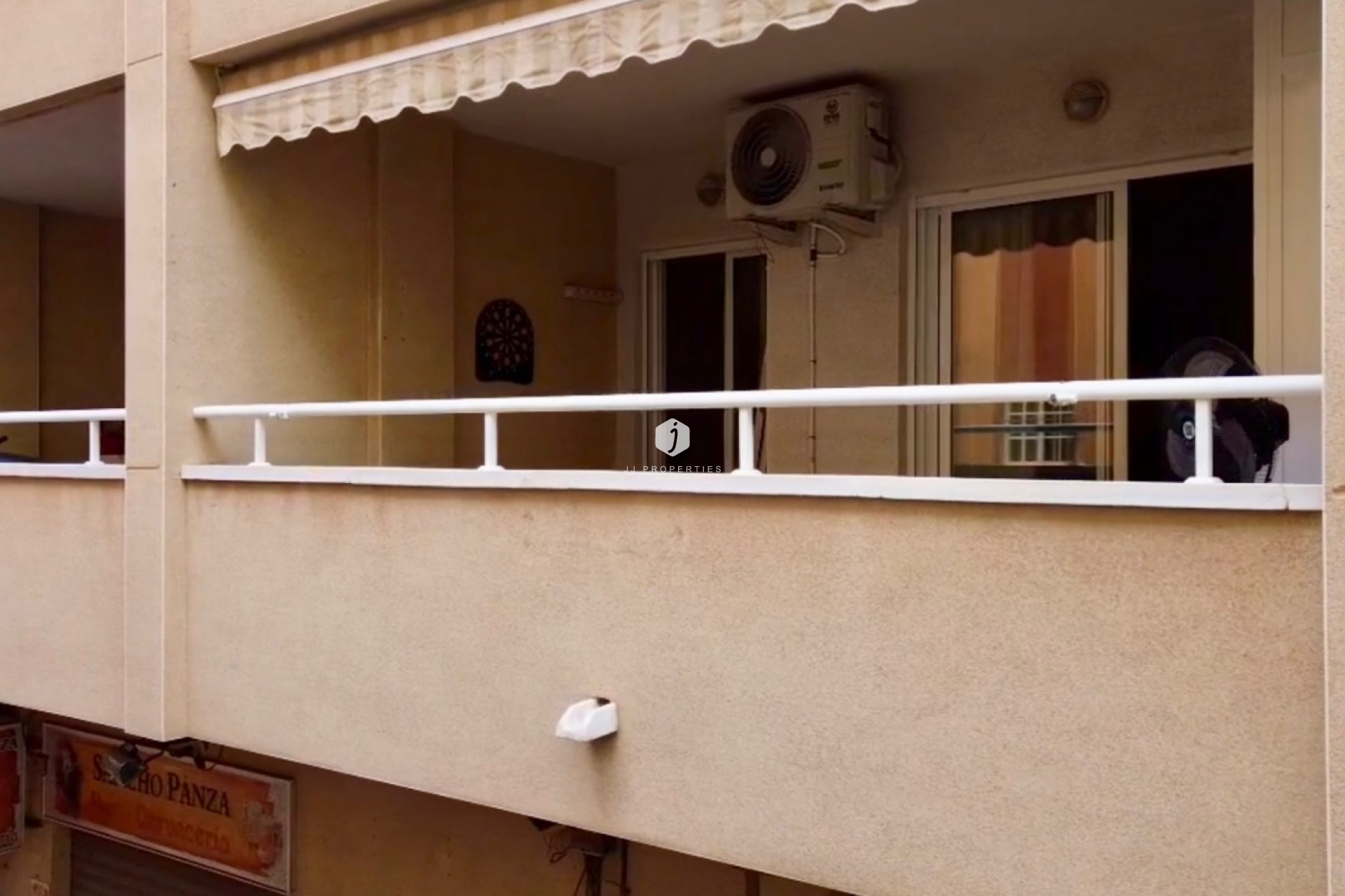 Resale - Apartment / flat -
Torrevieja - Costa Blanca