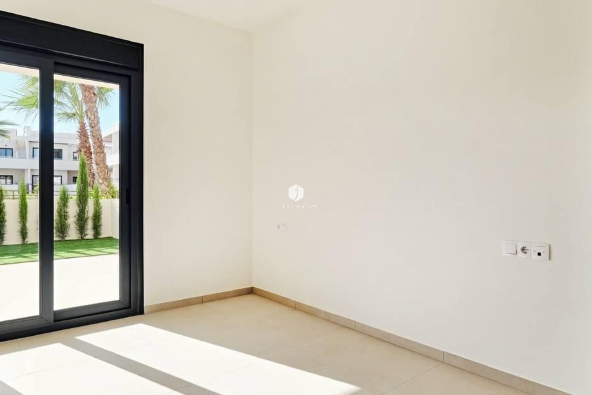 Resale - Apartment / flat -
Torrevieja - Costa Blanca