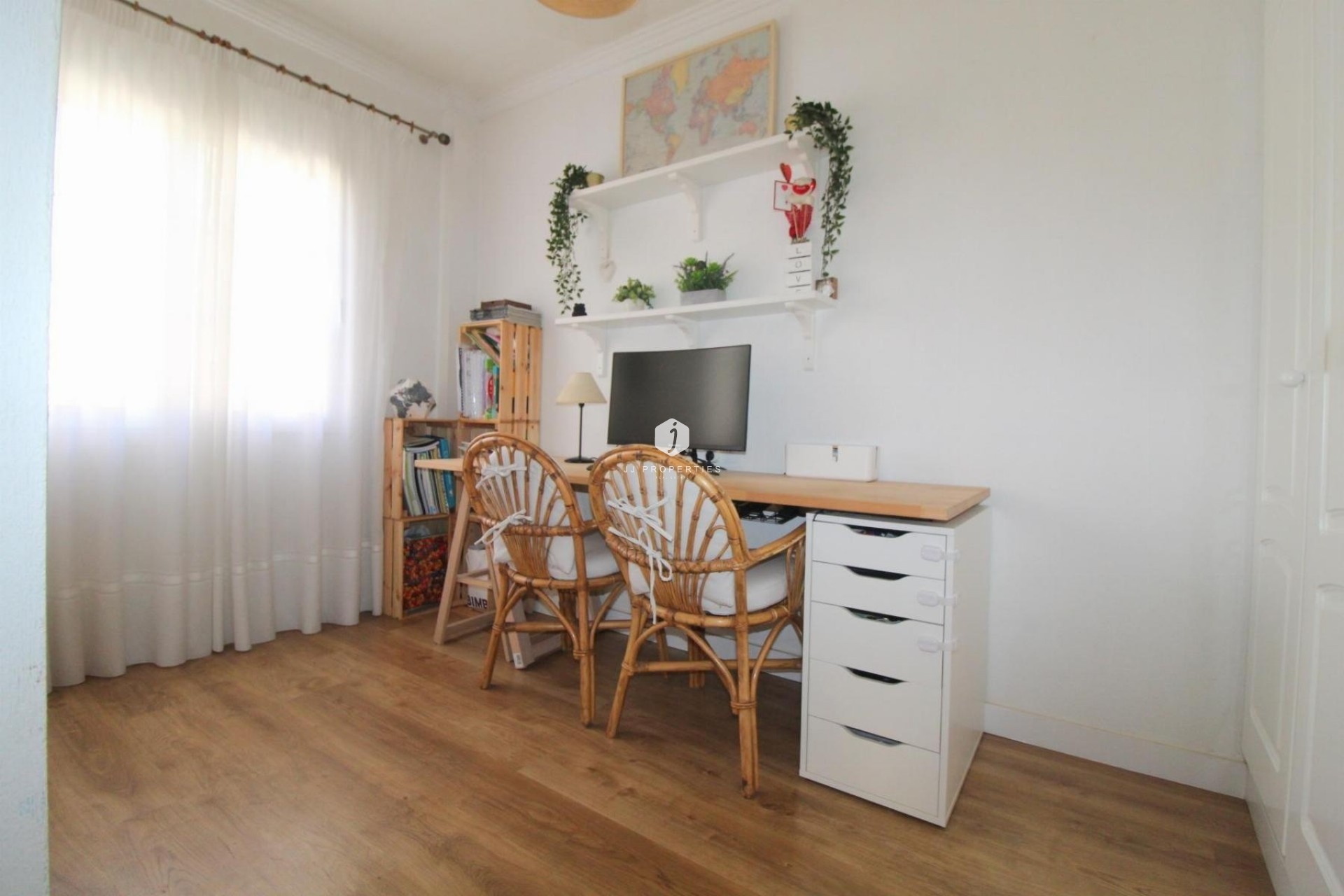 Resale - Apartment / flat -
Torrevieja - Costa Blanca