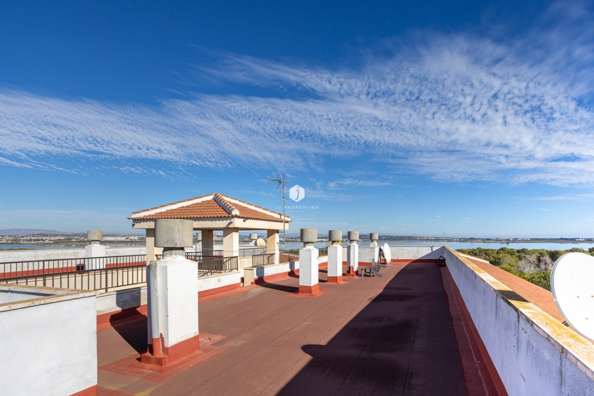 Resale - Apartment / flat -
Torrevieja - Costa Blanca
