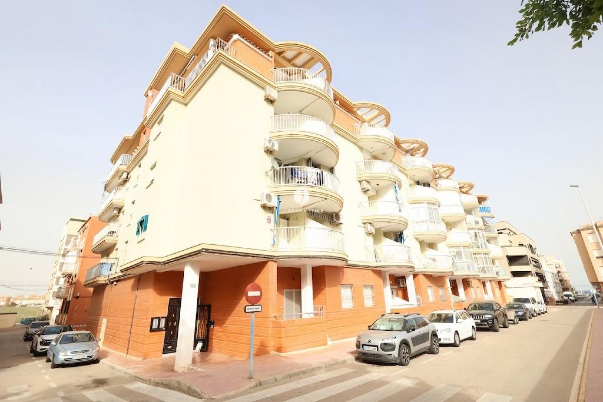 Resale - Apartment / flat -
Torrevieja - Costa Blanca