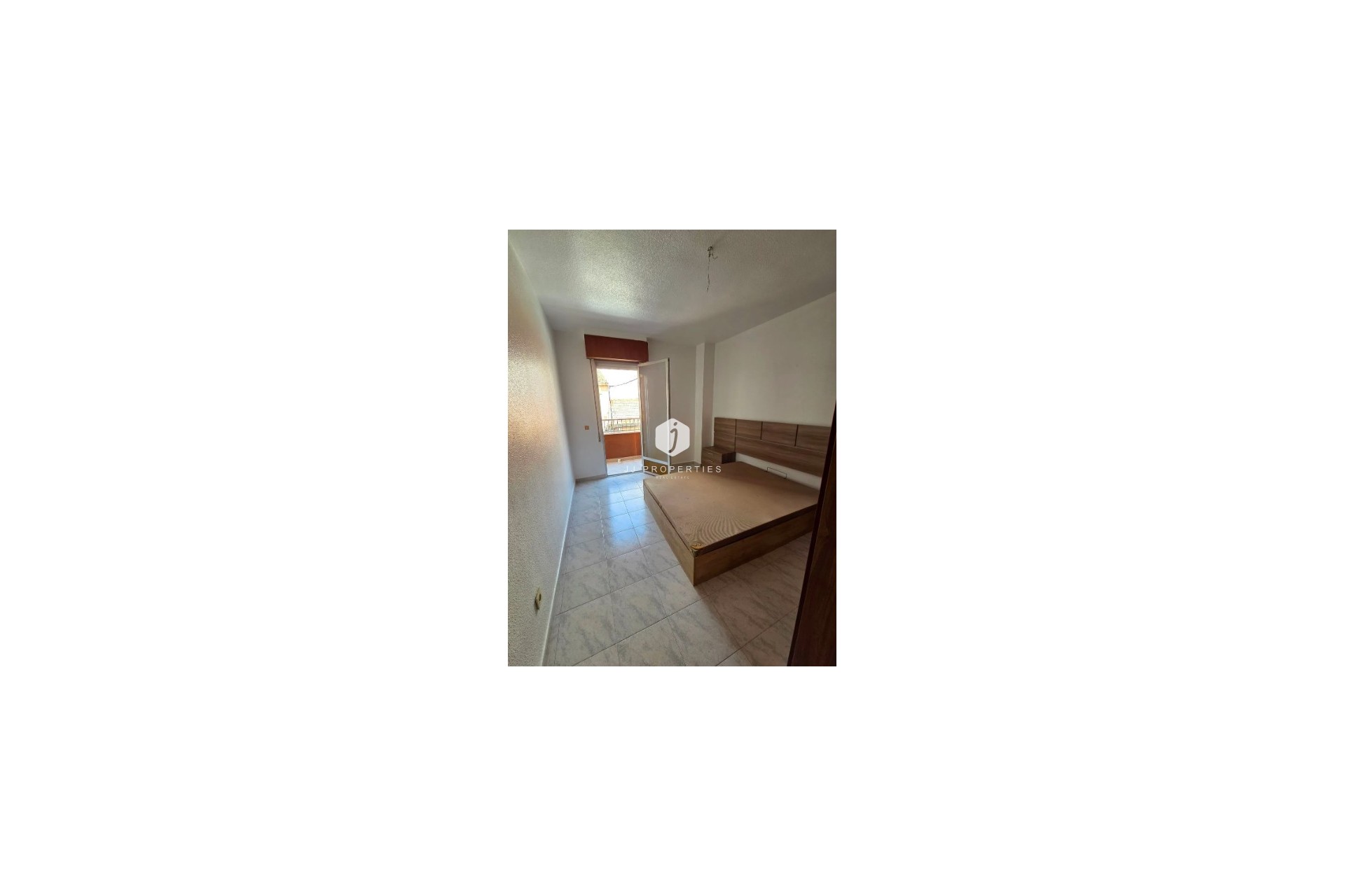 Resale - Apartment / flat -
Torrevieja - Costa Blanca