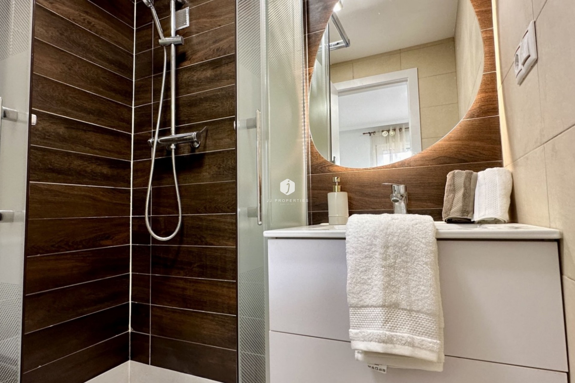 Resale - Apartment / flat -
Torrevieja - Costa Blanca