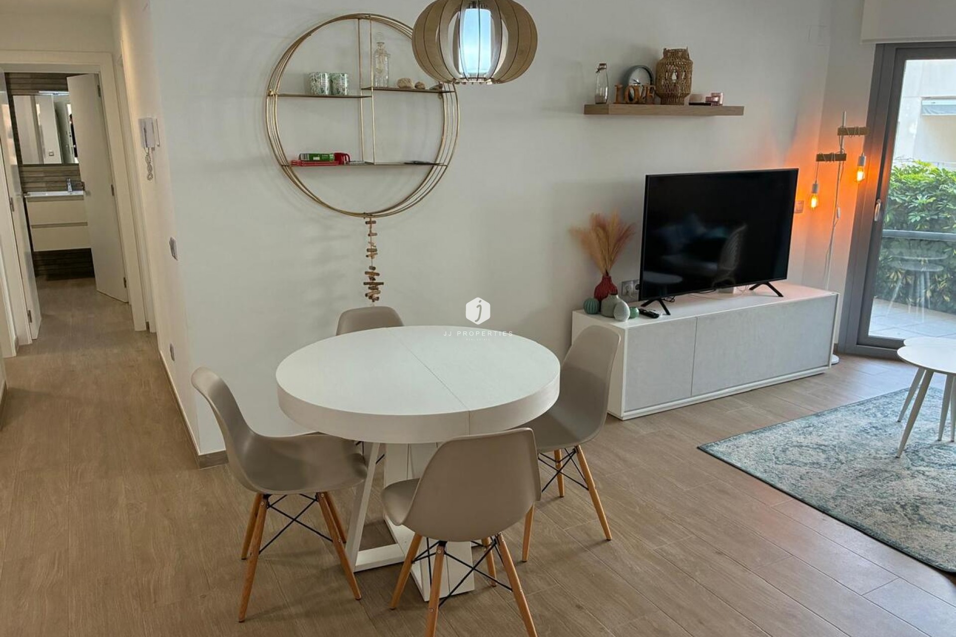 Resale - Apartment / flat -
Torrevieja - Costa Blanca